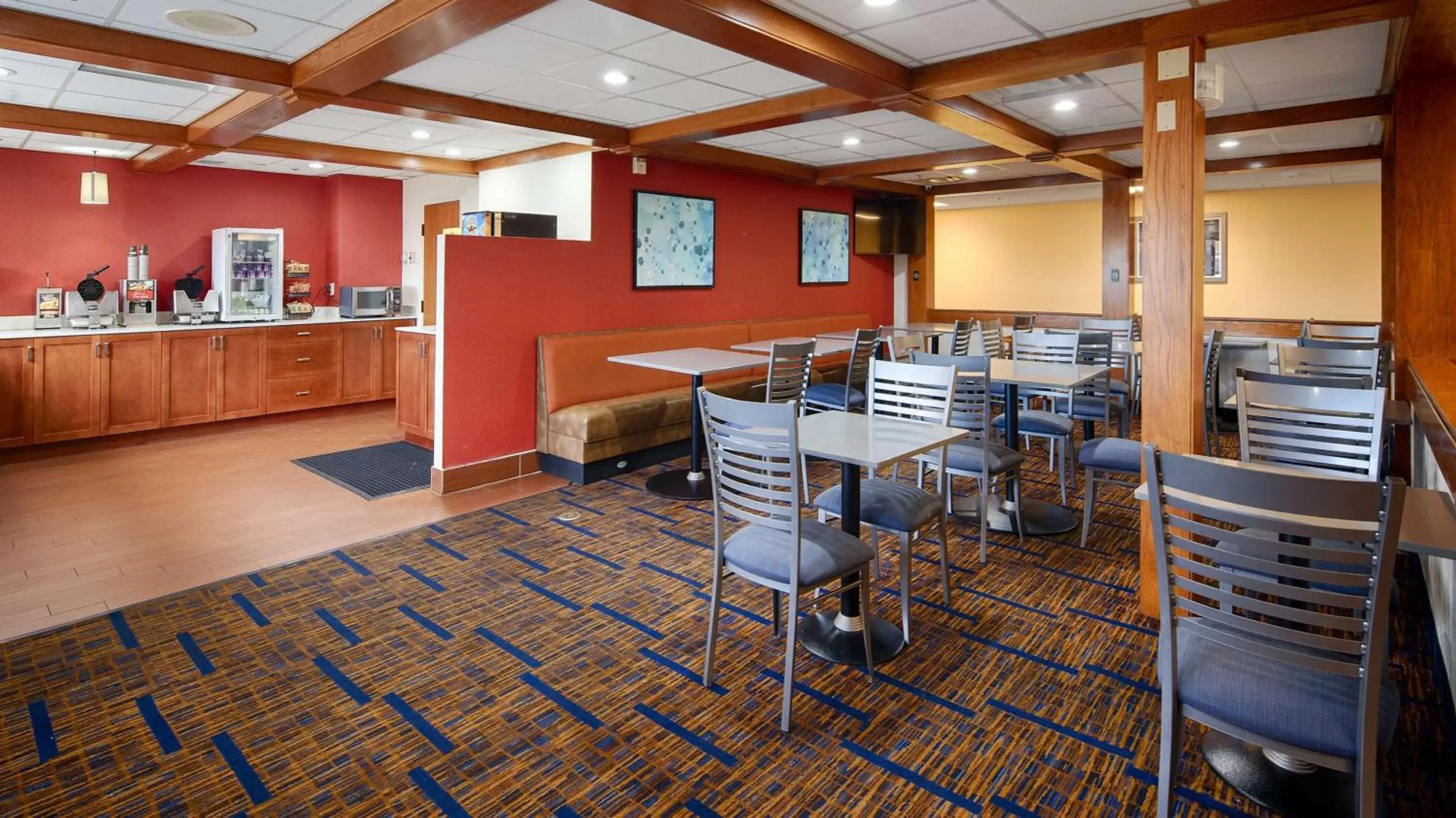 Restaurant/places to eat in Best Western Benton Harbor – St. Joseph Restaurant/places to eat in Best Western Benton Harbor – St. Joseph