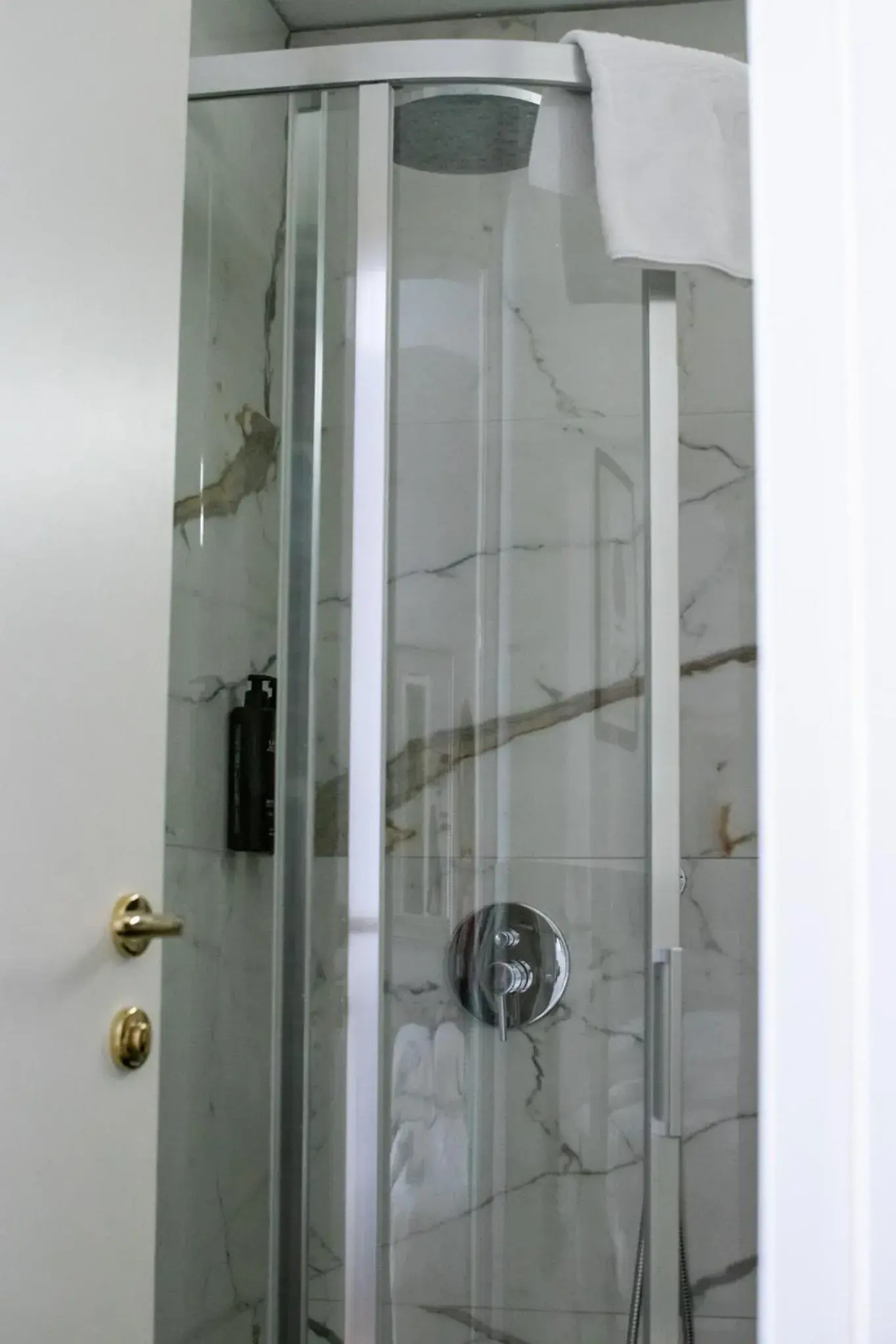 Bathroom in Hotel Du Lac