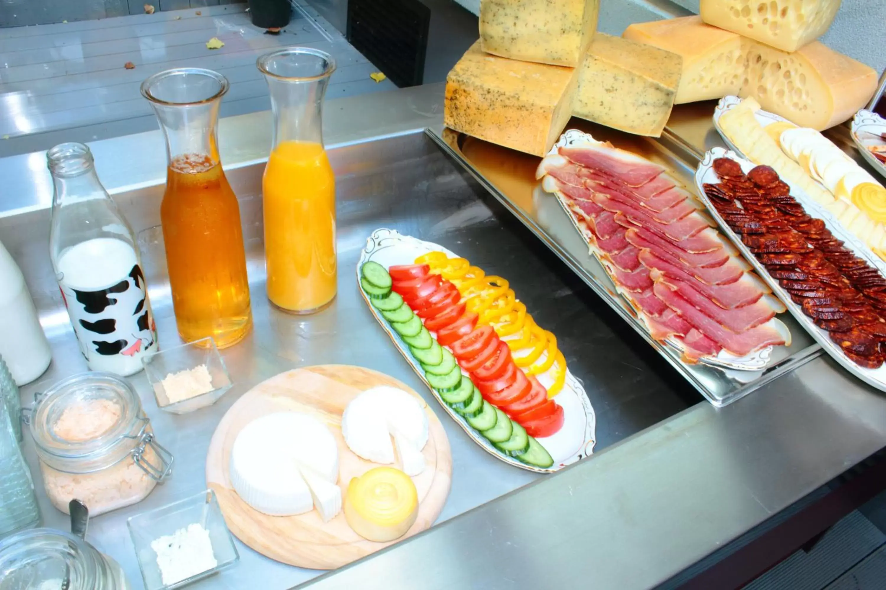 Breakfast in Milford Suites Budapest Breakfast in Milford Suites Budapest