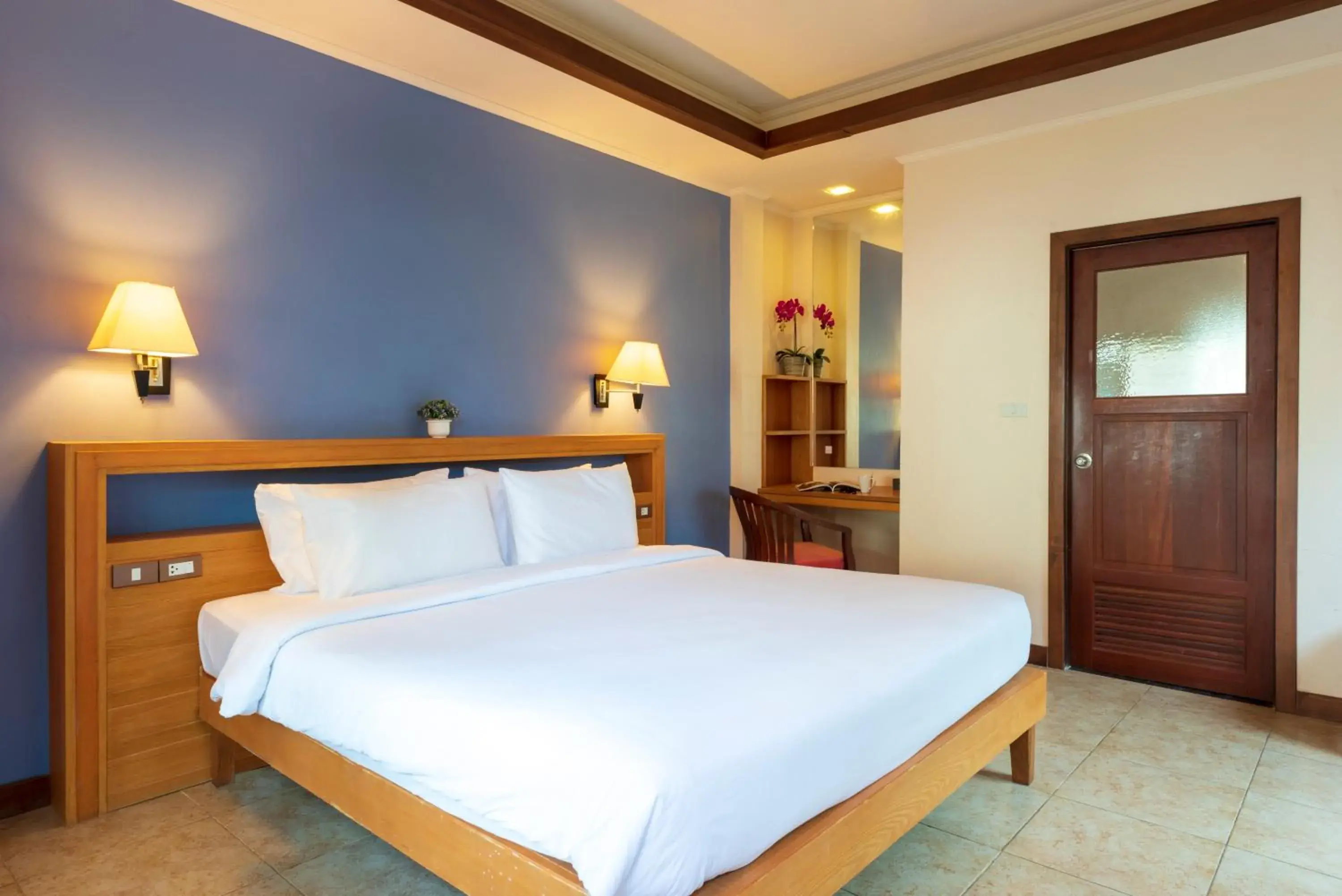 Bed in Pinnacle Grand Jomtien Resort and Beach Club - SHA Extra Plus