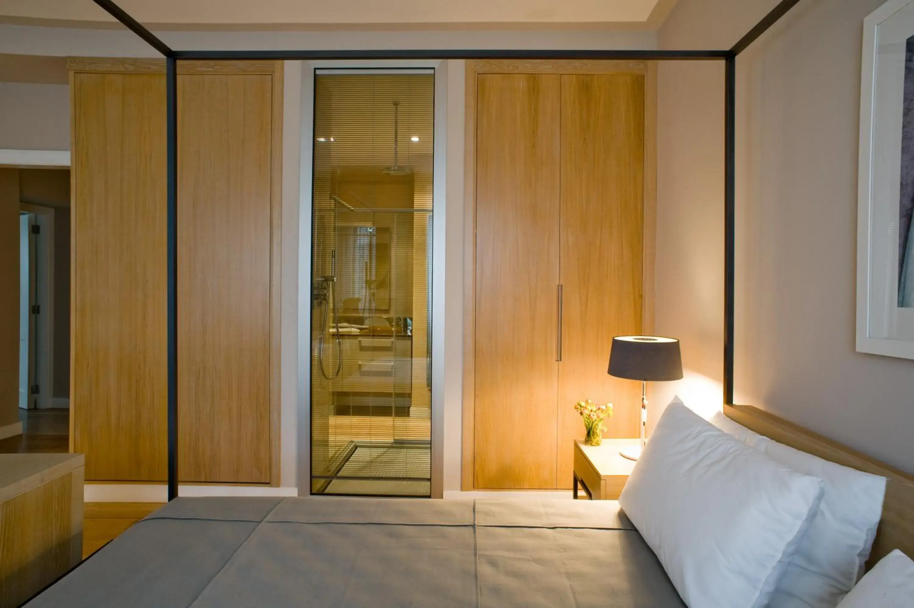 Shower, Bed in Escalus Luxury Suites Verona