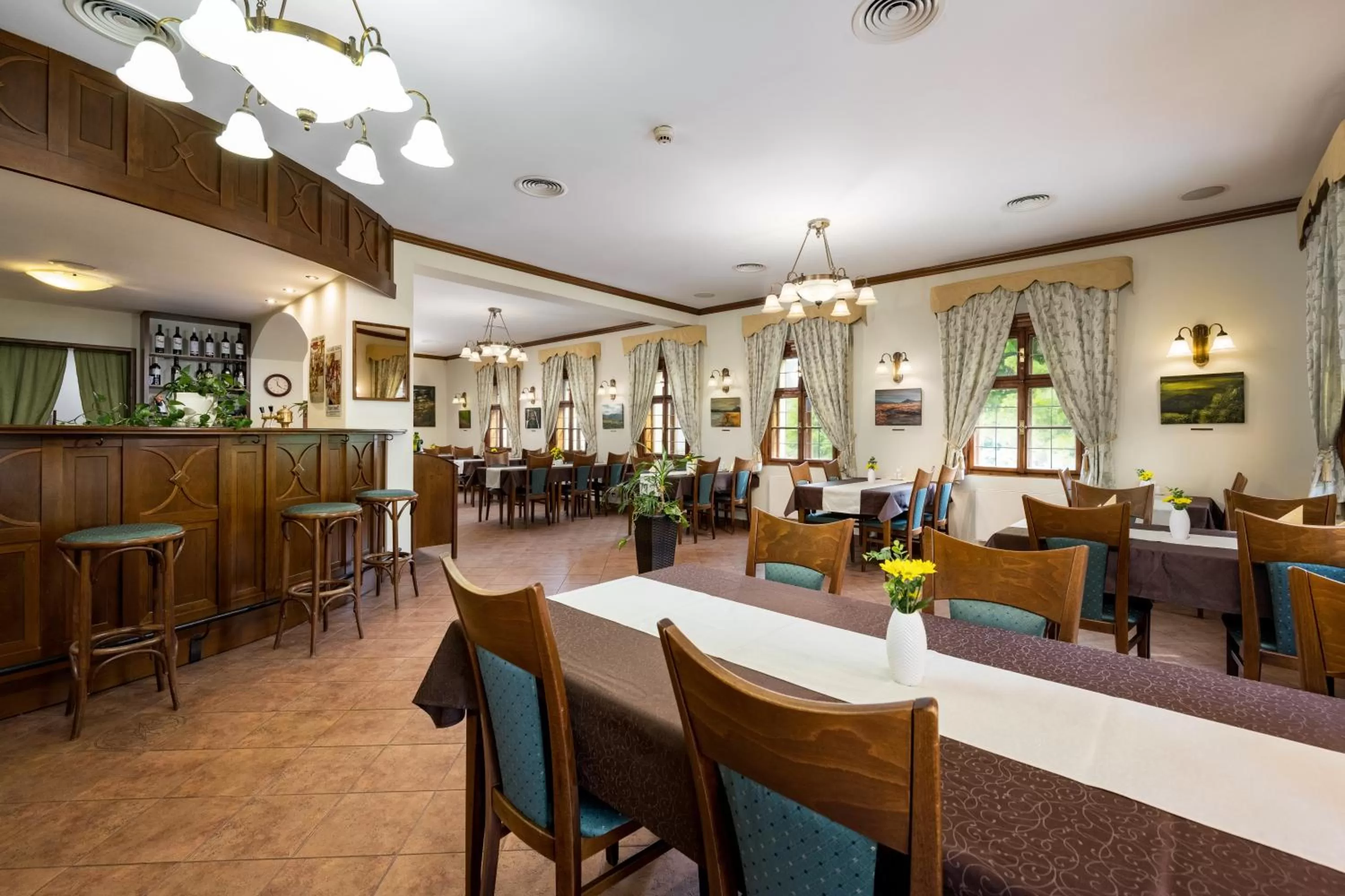 Restaurant/places to eat in Hotel Zlaty Lev
