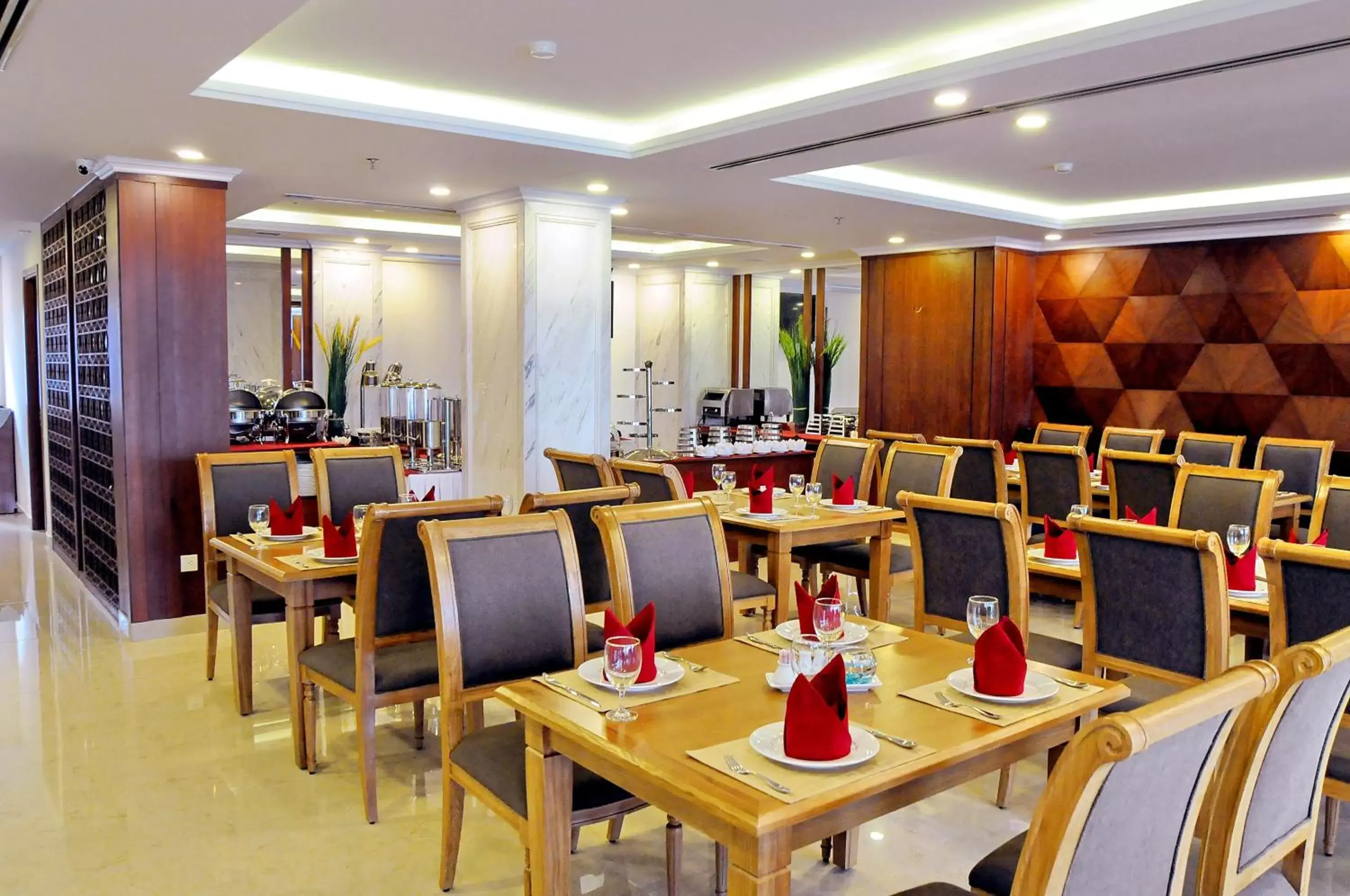 Restaurant/places to eat in Apus Hotel Restaurant/places to eat in Apus Hotel