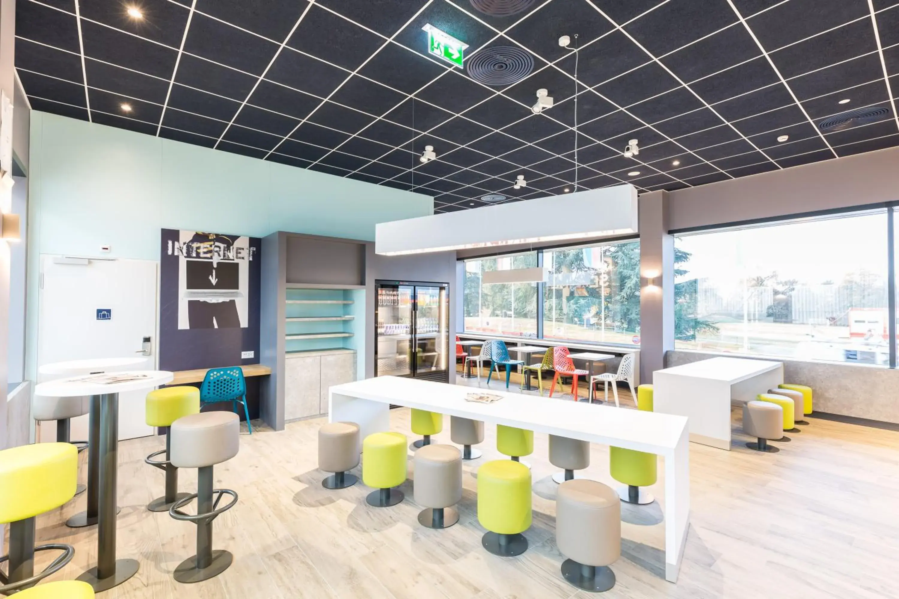 Lobby or reception, Lounge/Bar in ibis budget Geneve Palexpo Aeroport