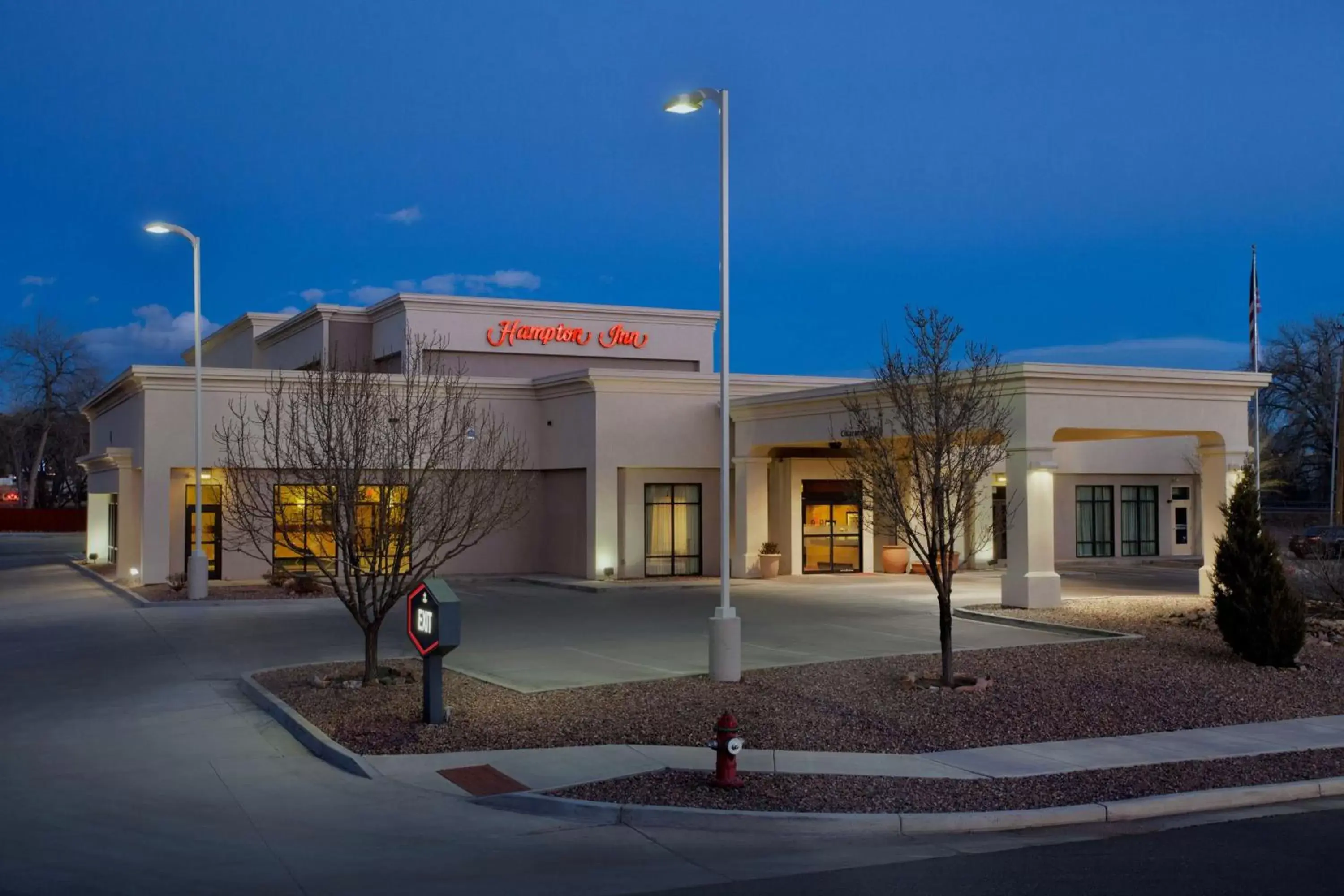 Property Building in Hampton Inn Canon City