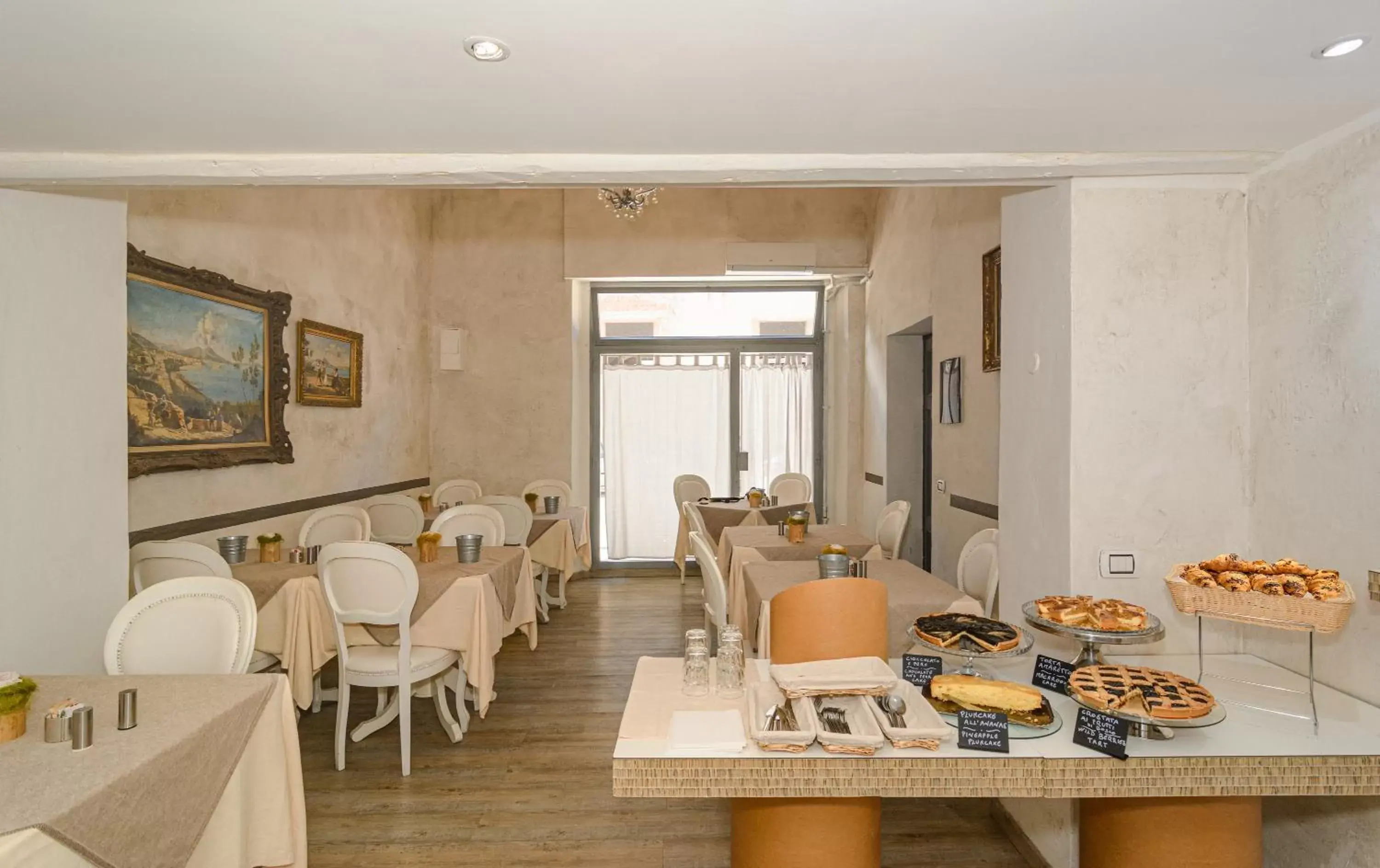 Breakfast, Restaurant/Places to Eat in B&B Relais Inn Lucca