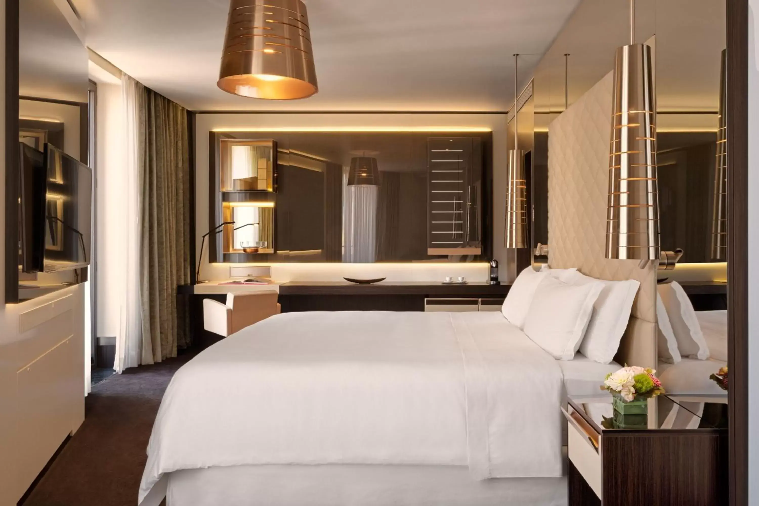 Bedroom, Bed in Excelsior Hotel Gallia, a Luxury Collection Hotel, Milan