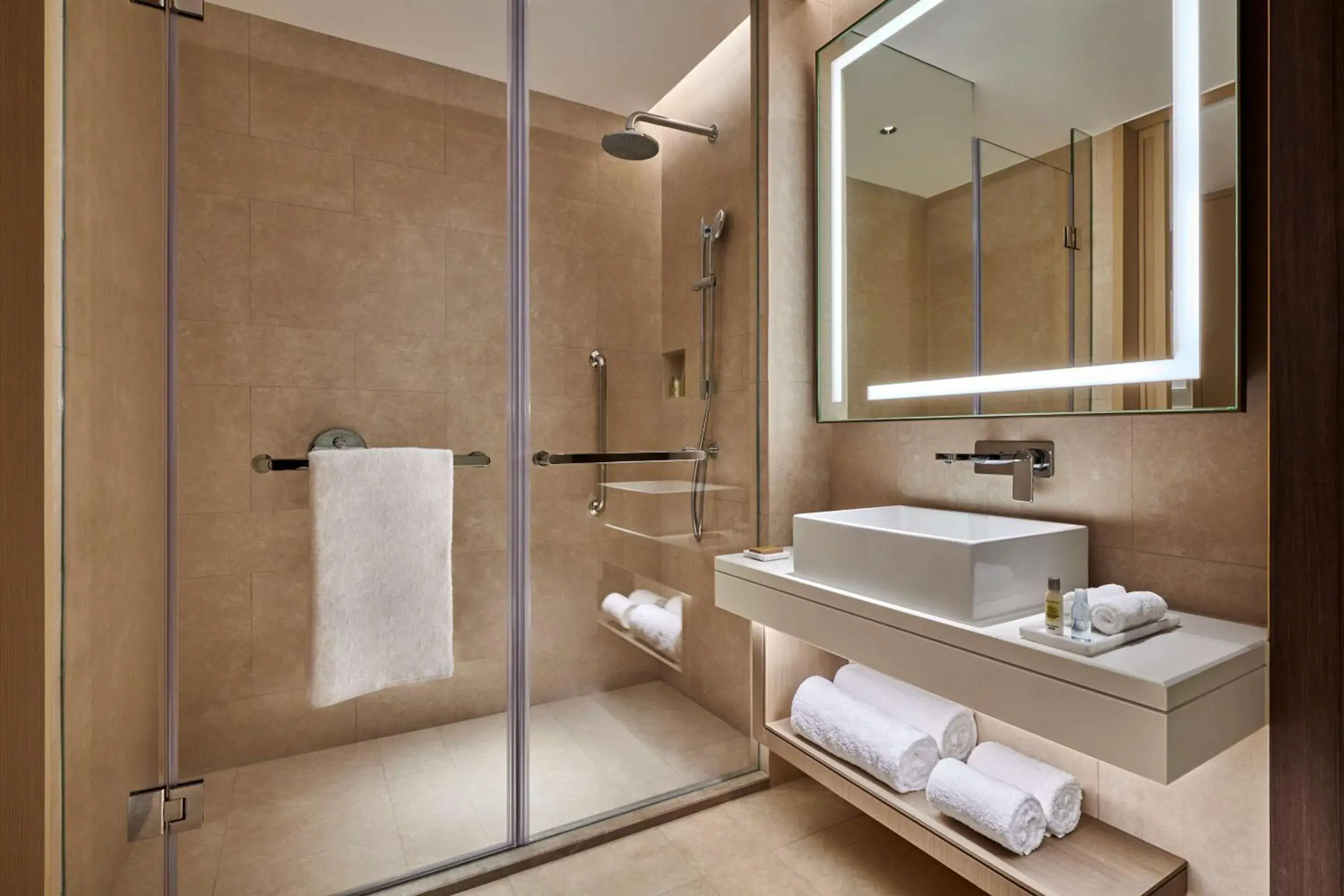 Bathroom in Hilton Garden Inn Shenzhen Guangming