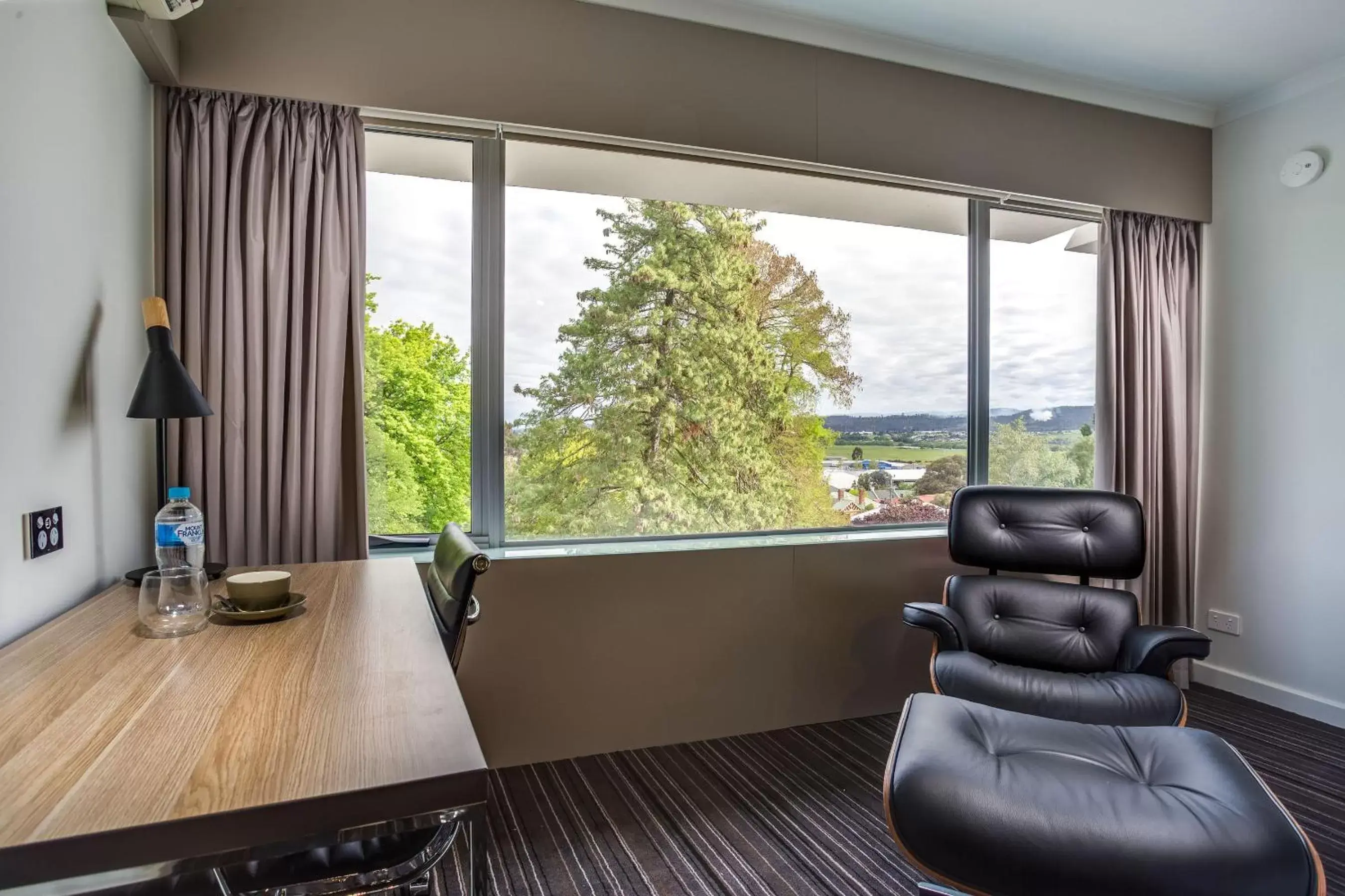 Living room, Seating Area in Hotel Launceston