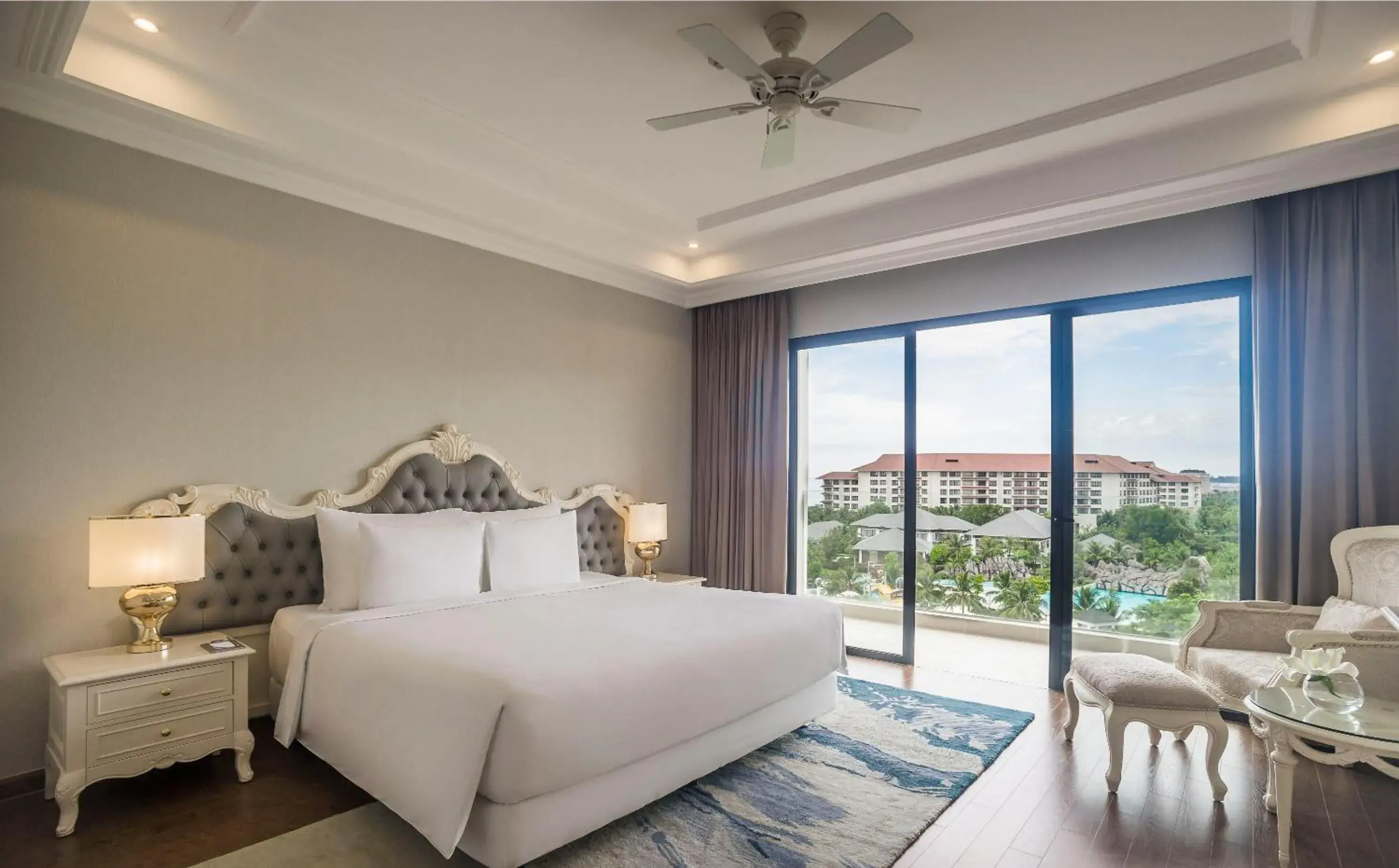 Bed in Radisson Blu Resort Phu Quoc