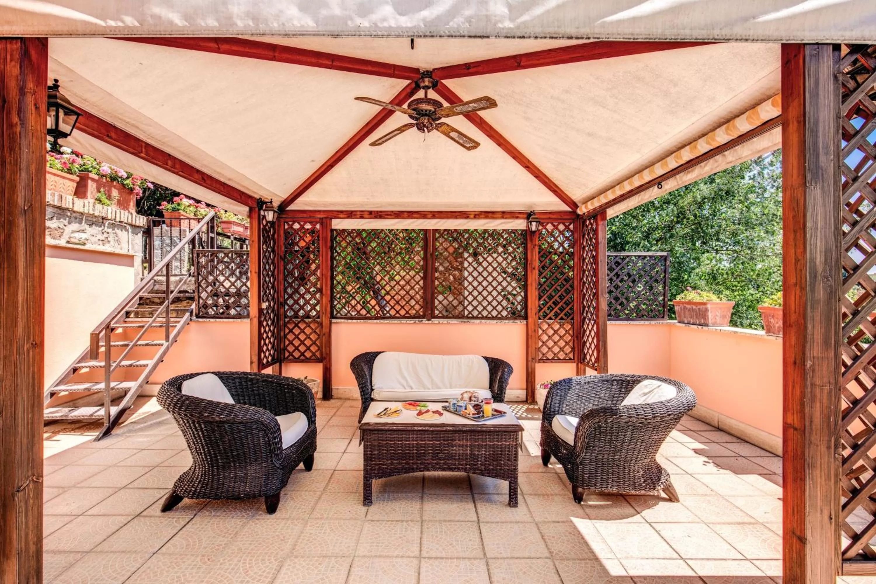 Patio in Hotel Roma Tiburtina Metro