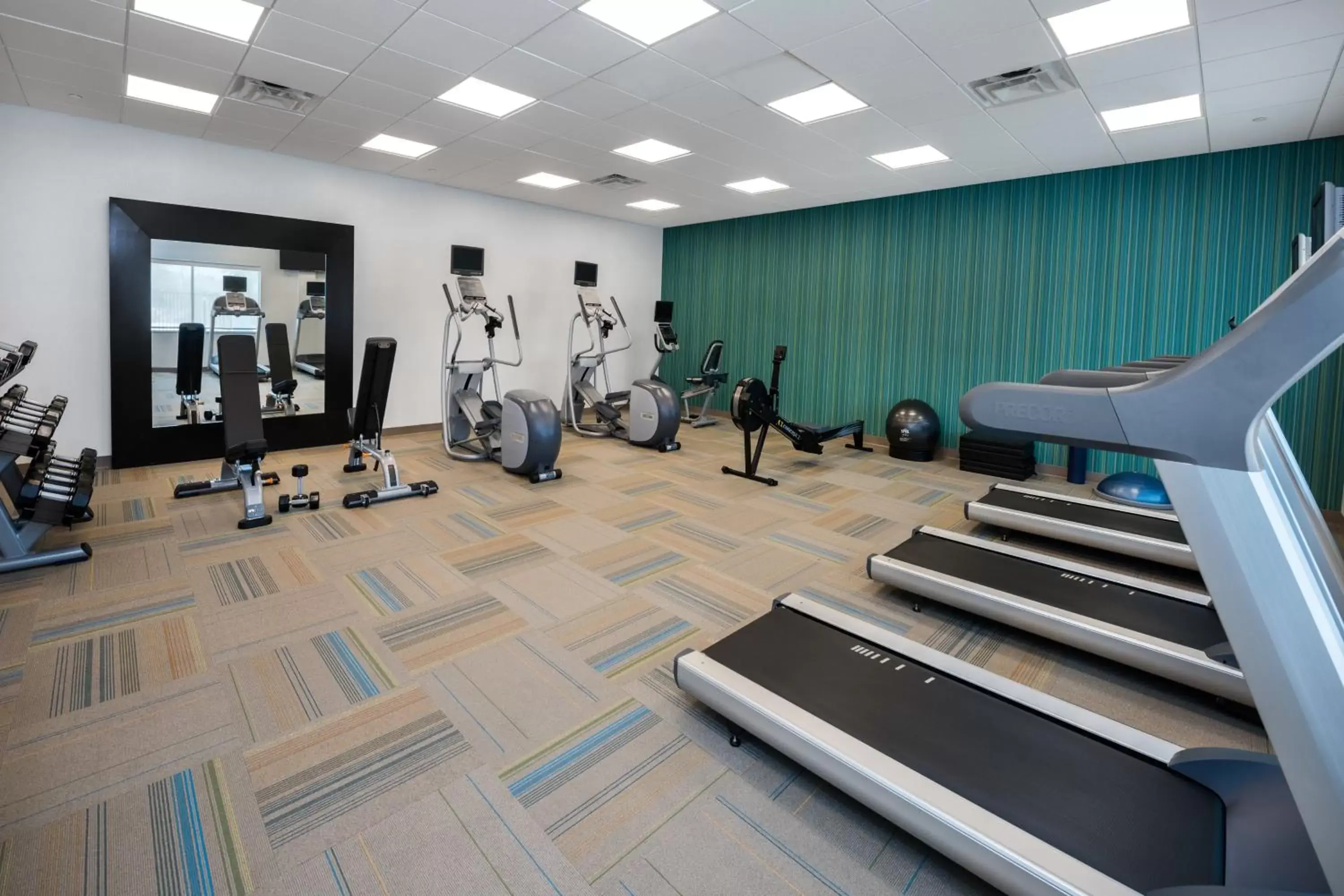 Fitness centre/facilities, Fitness Center/Facilities in Holiday Inn Express & Suites Bryan - College Station, an IHG Hotel