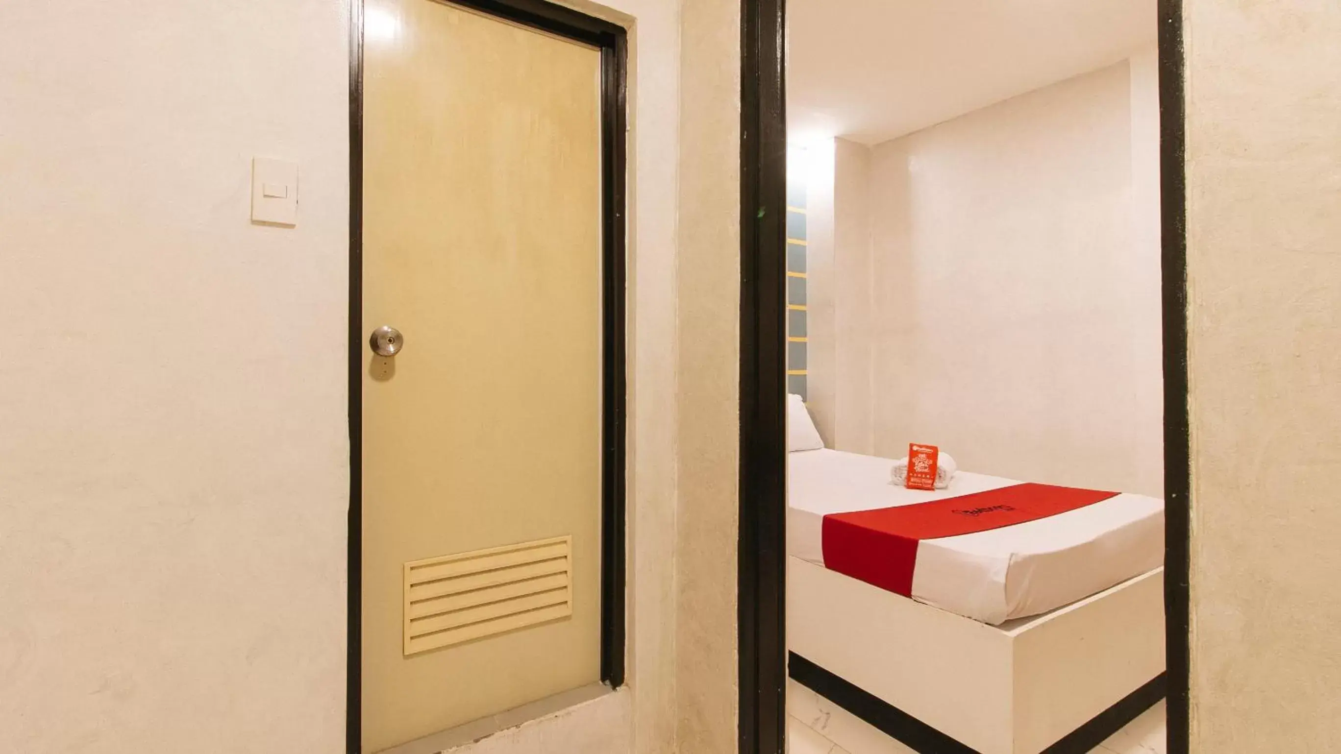 Bedroom, Bathroom in RedDoorz @ PIY Margal Sampaloc Manila
