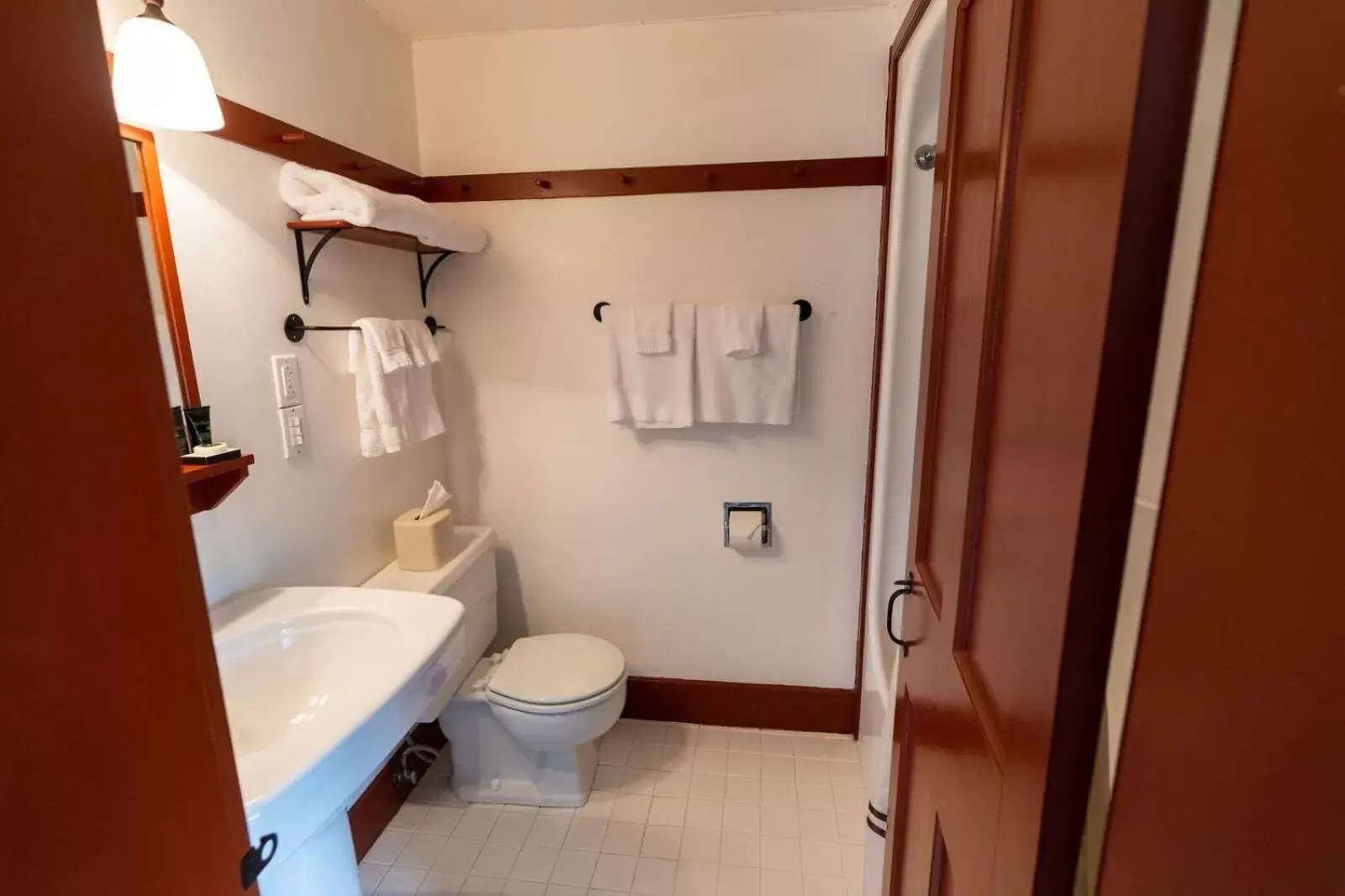 Bathroom in Shaker Village of Pleasant Hill