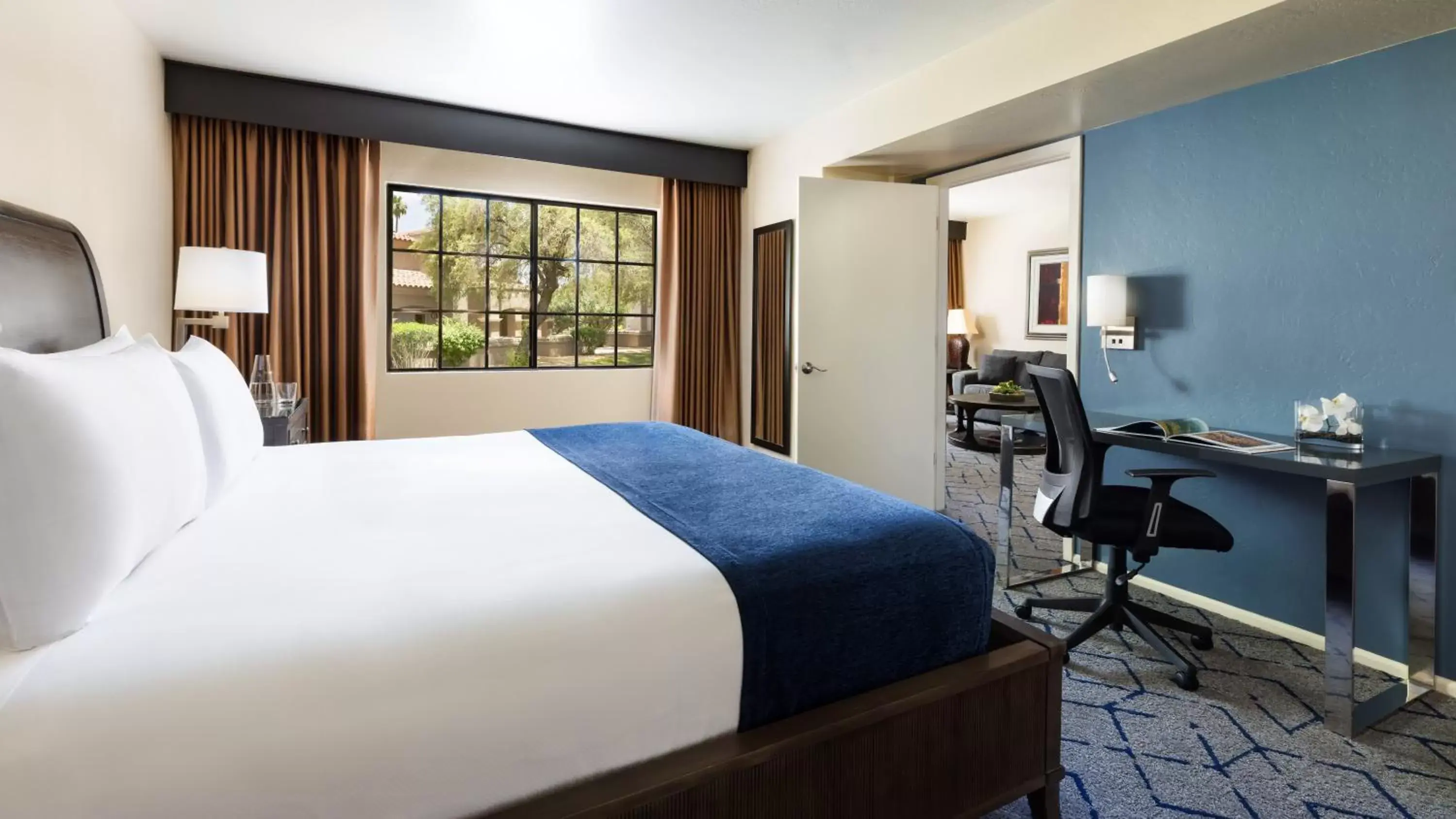 Bedroom in The Scottsdale Plaza Resort & Villas