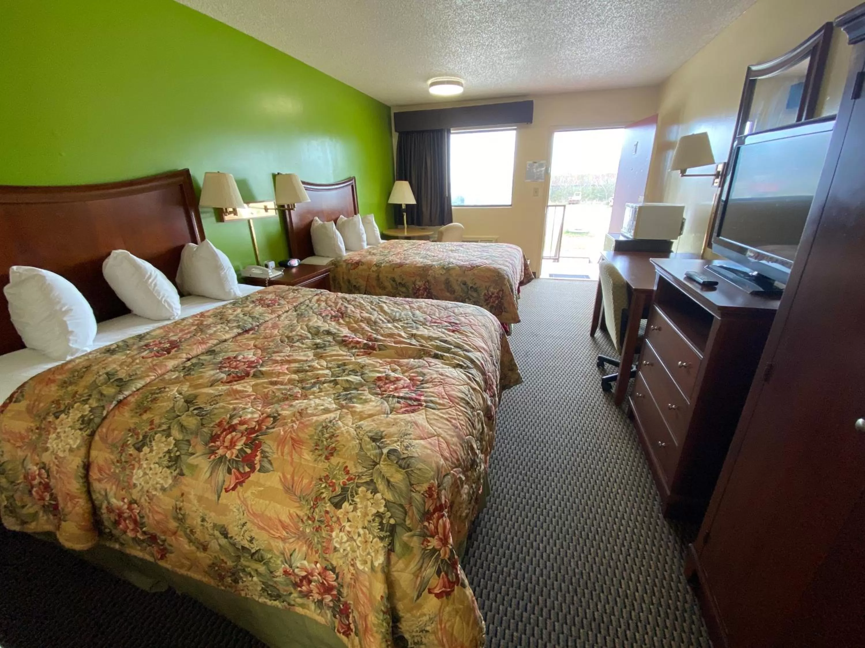 Budget Host Inn - Baxley