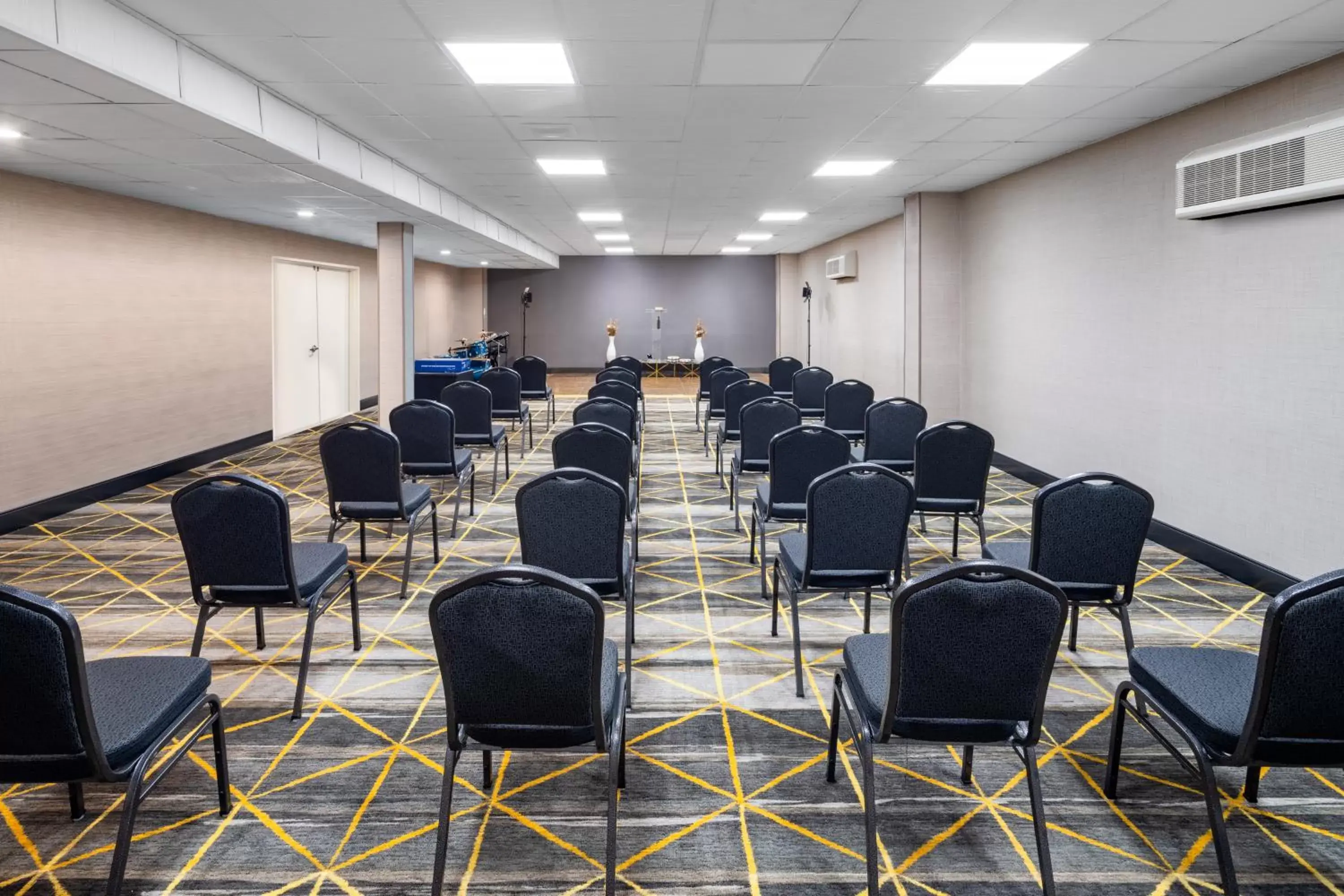 Banquet/Function facilities in Holiday Inn Poughkeepsie, an IHG Hotel