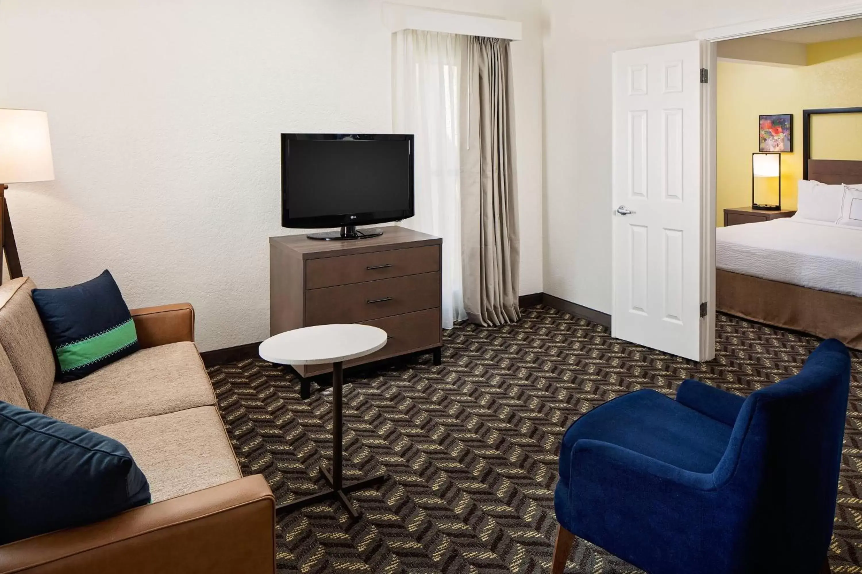 Photo of the whole room, TV/Entertainment Center in Residence Inn Sunnyvale Silicon Valley I