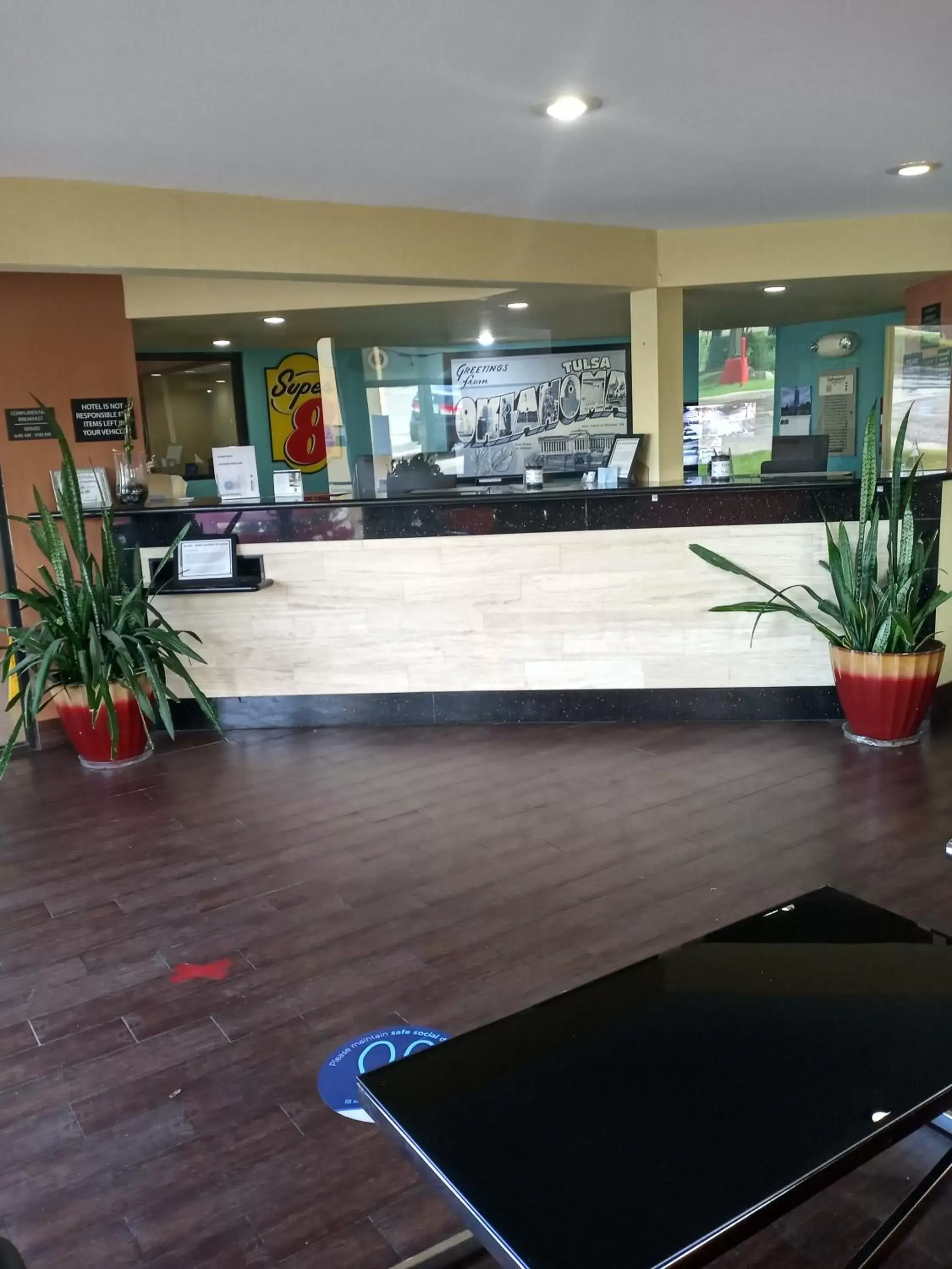 Property building in Super 8 by Wyndham Tulsa - Route 66 Property building in Super 8 by Wyndham Tulsa - Route 66