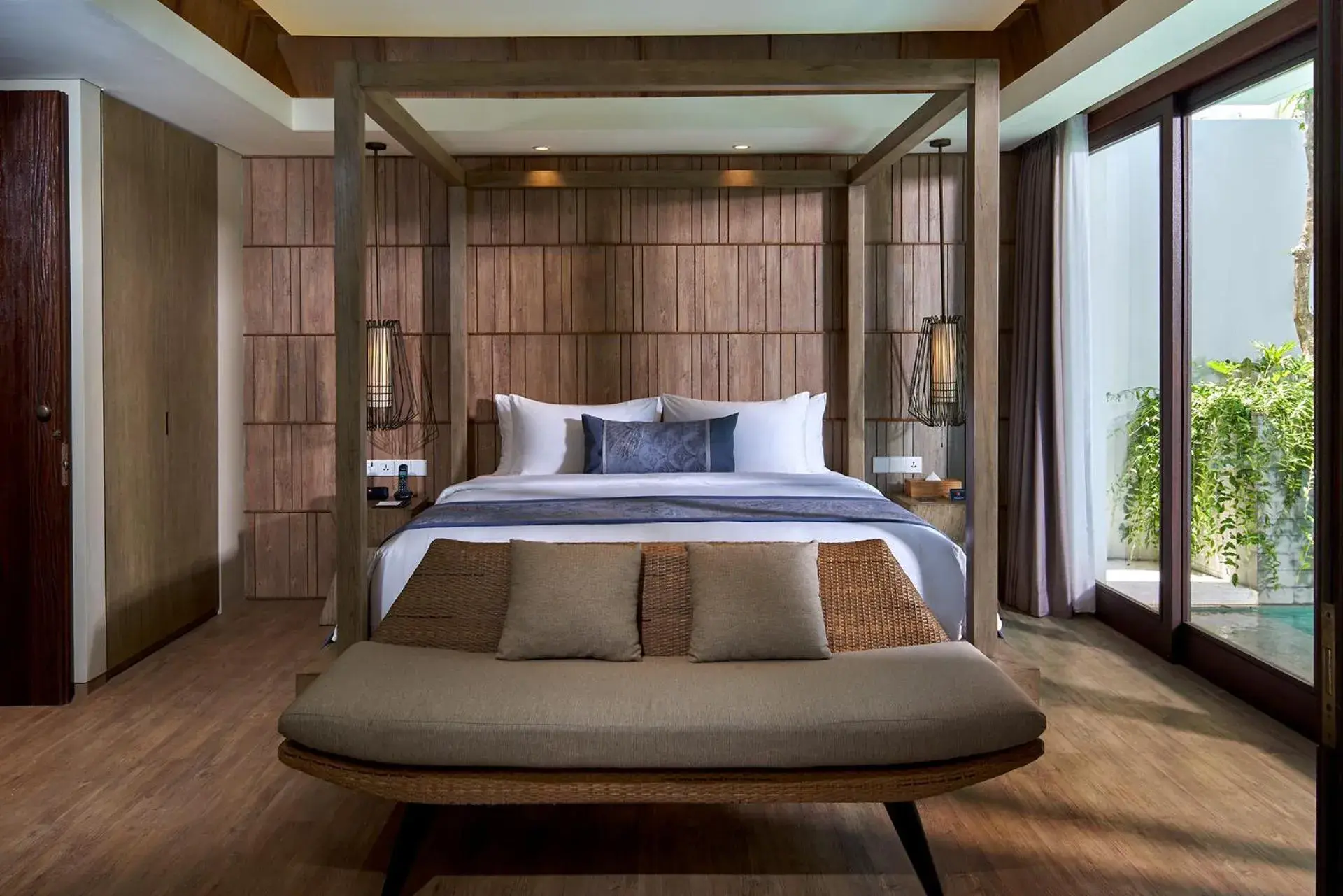 Bed in Cross Bali Breakers (formerly X2 Bali Breakers )