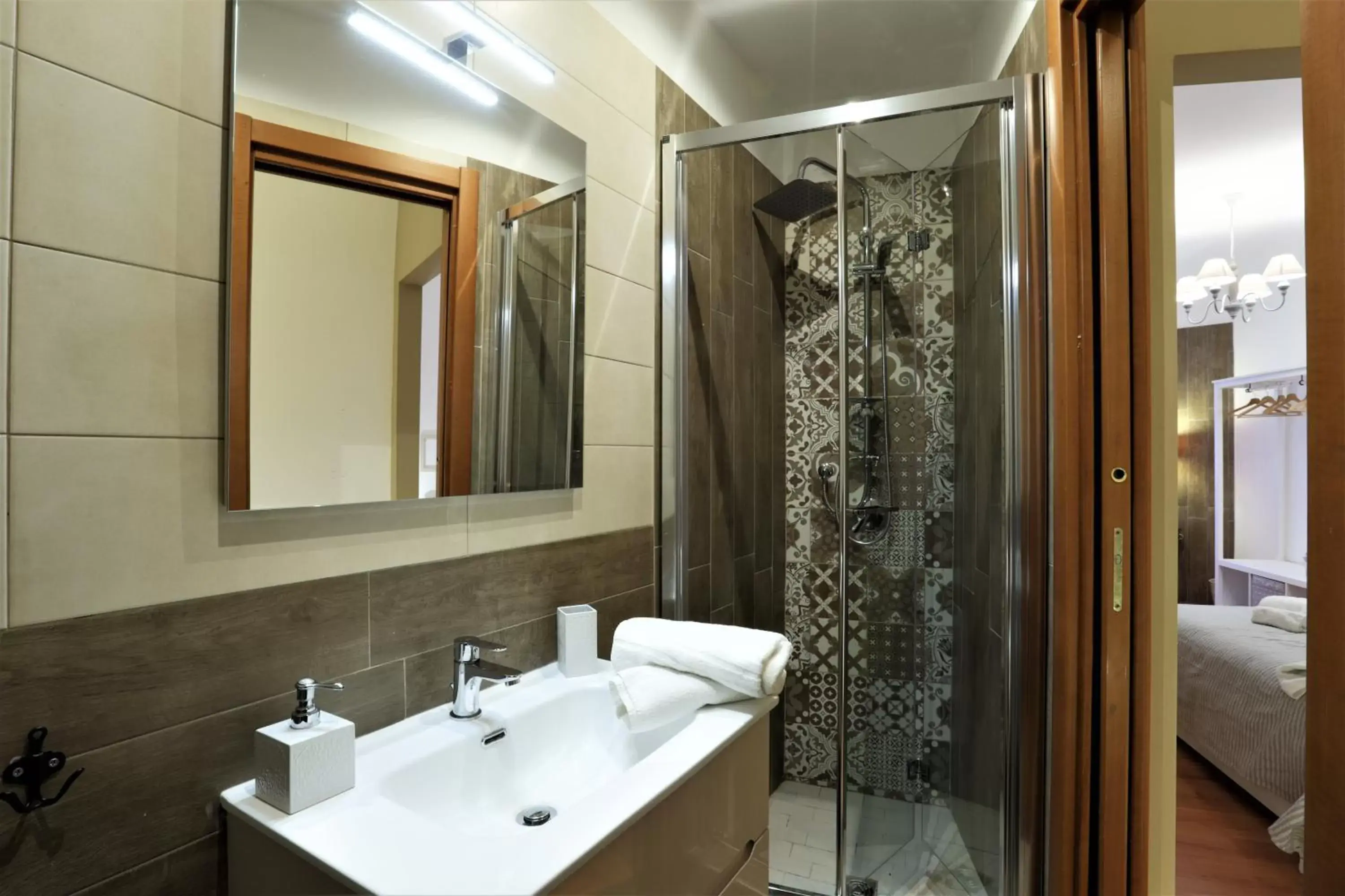 Photo of the whole room, Bathroom in Napoli Vesuvio Apartments by Dimorra