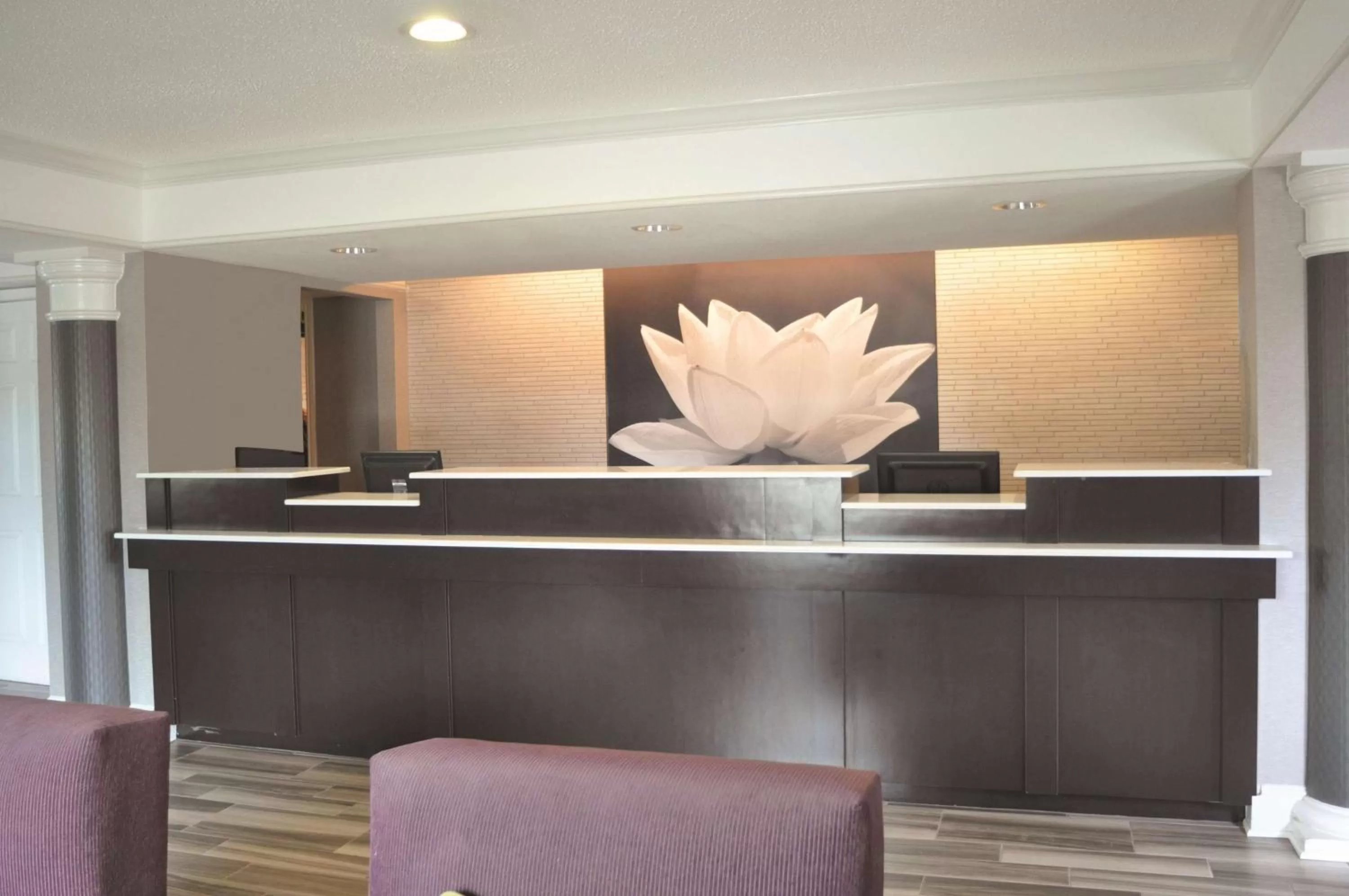 Lobby or reception in La Quinta Inn by Wyndham Dallas Uptown