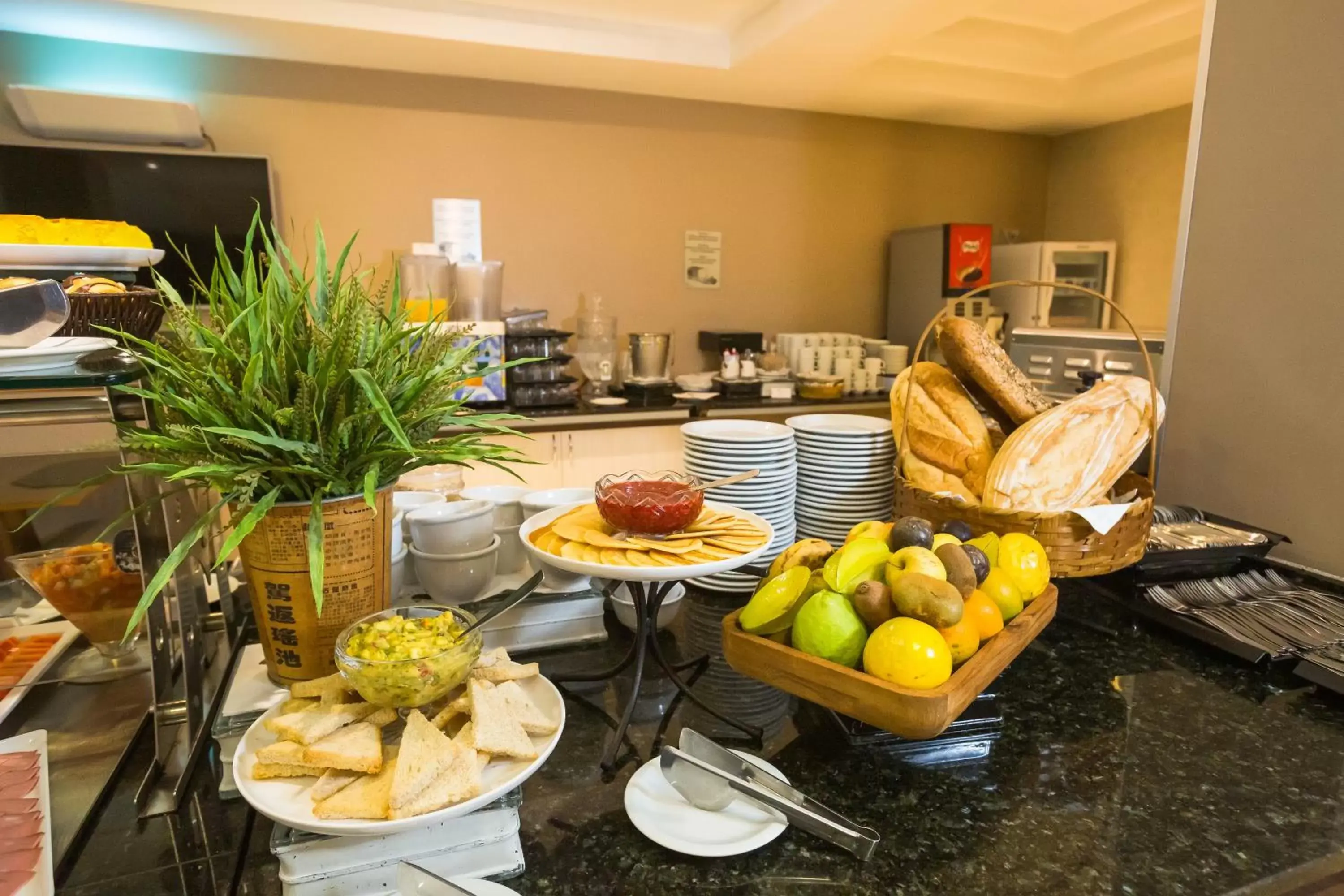 Breakfast, Food in Viale Tower Hotel