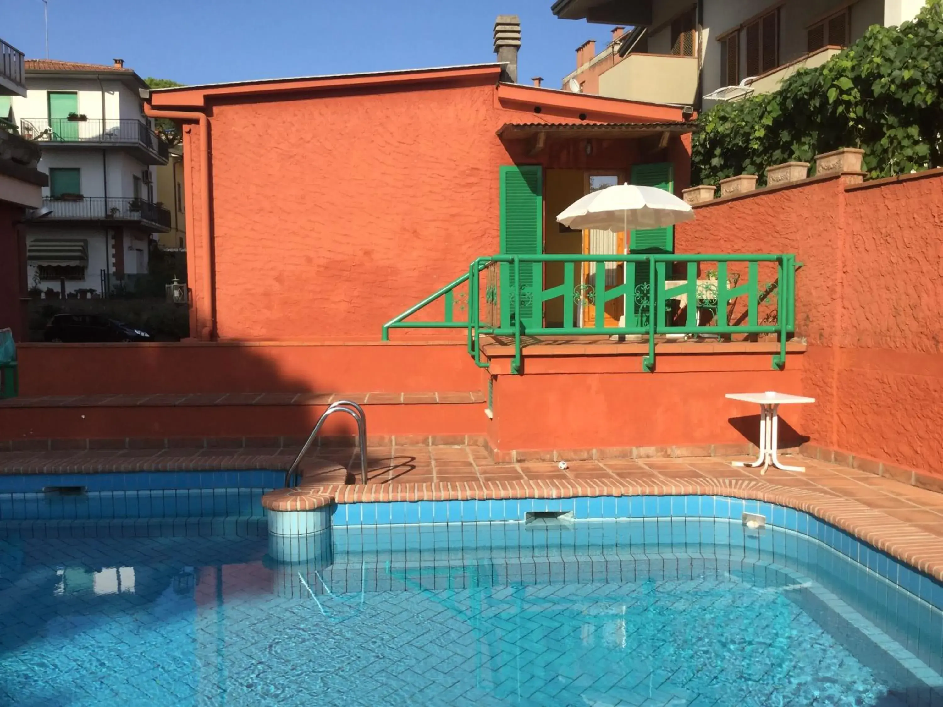 Property building, Swimming Pool in Hotel La Querceta