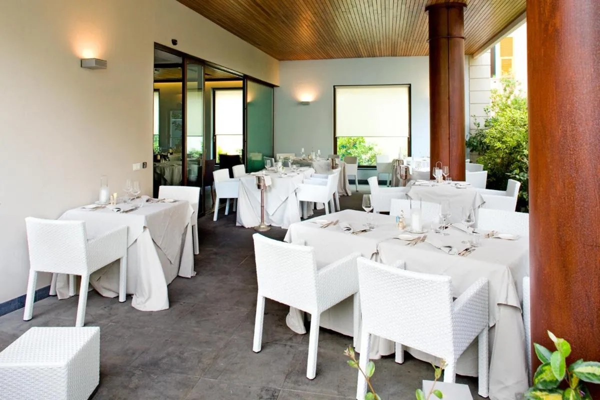 Restaurant/places to eat in Hotel Lamberti