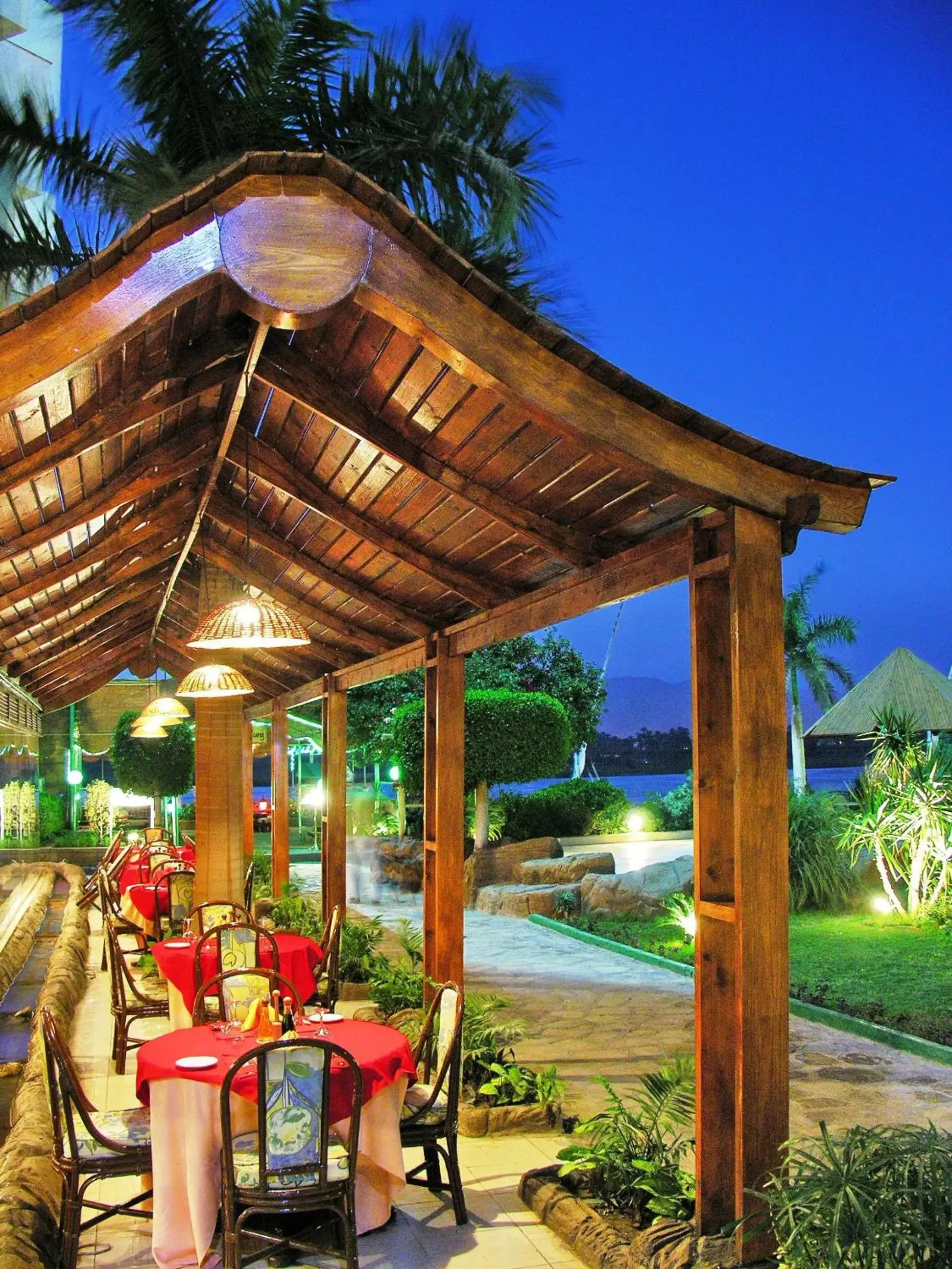 Restaurant/places to eat in Pyramisa Hotel Luxor Restaurant/places to eat in Pyramisa Hotel Luxor