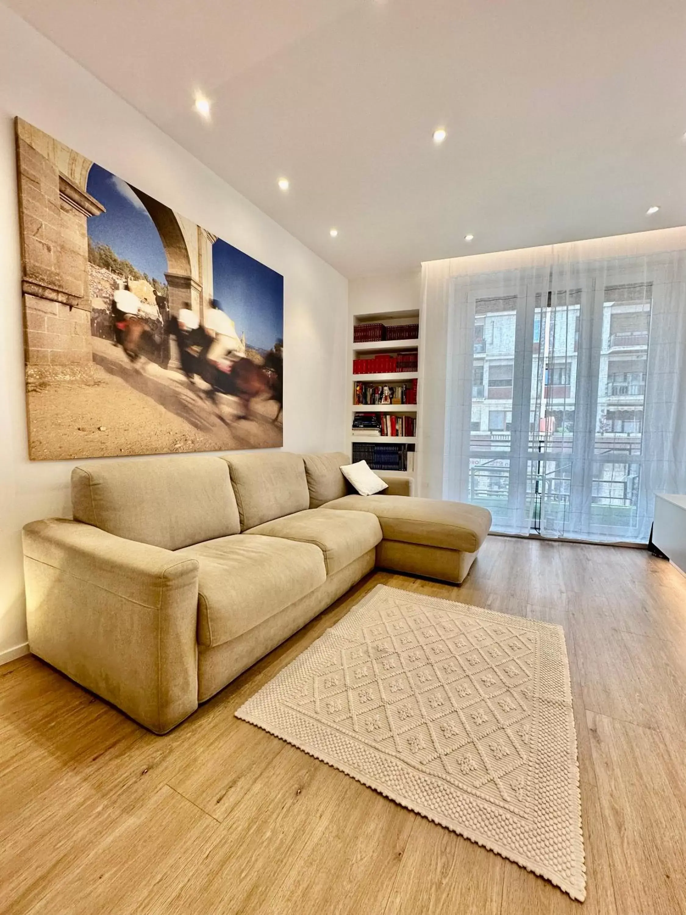 Seating Area in C&O' luxury suite