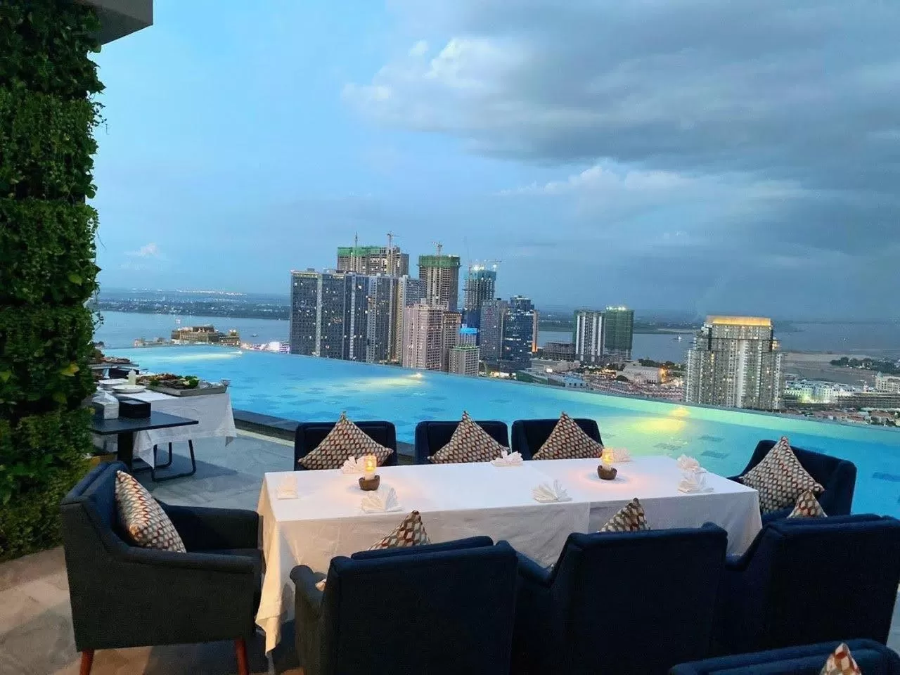 Swimming pool in The Penthouse Residence