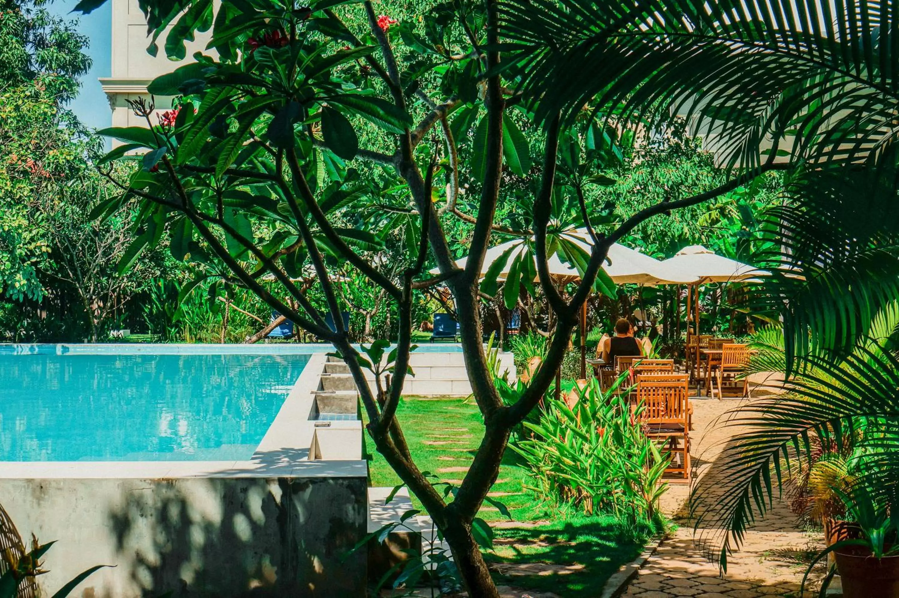 Garden, Swimming Pool in iRoHa Garden Hotel & Resort