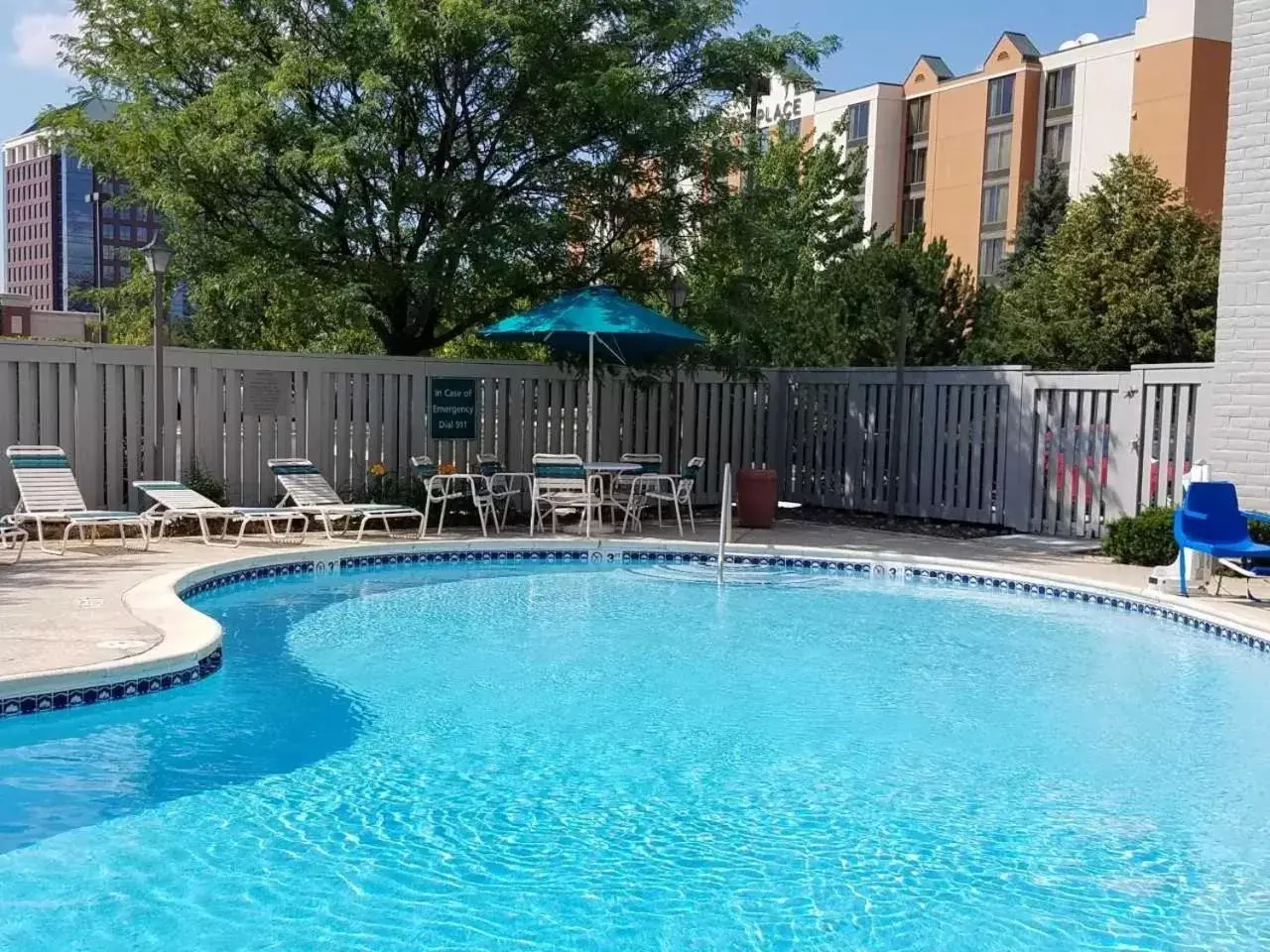 Pool view, Swimming Pool in Country Inn & Suites by Radisson, Chicago-Hoffman