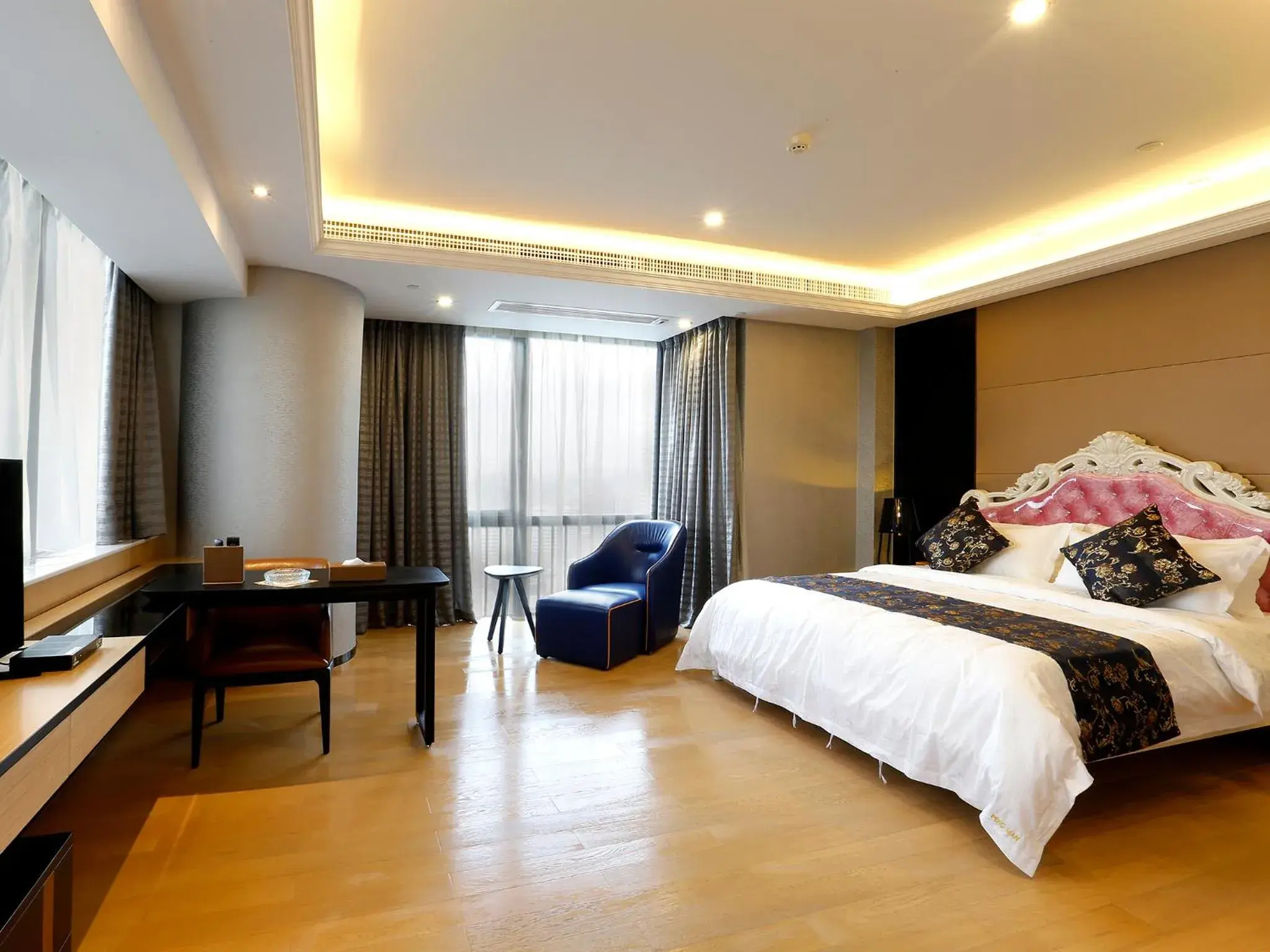 Off site in Pengman Beijing Rd. A-mall Apartment