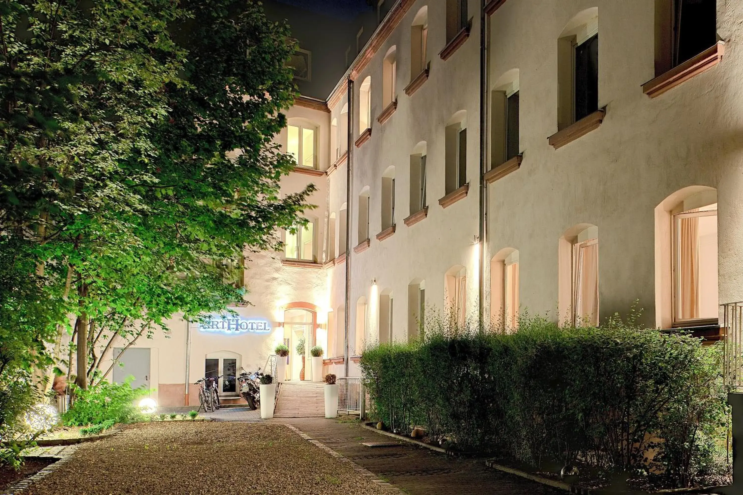 Facade/entrance, Property Building in ArtHotel City