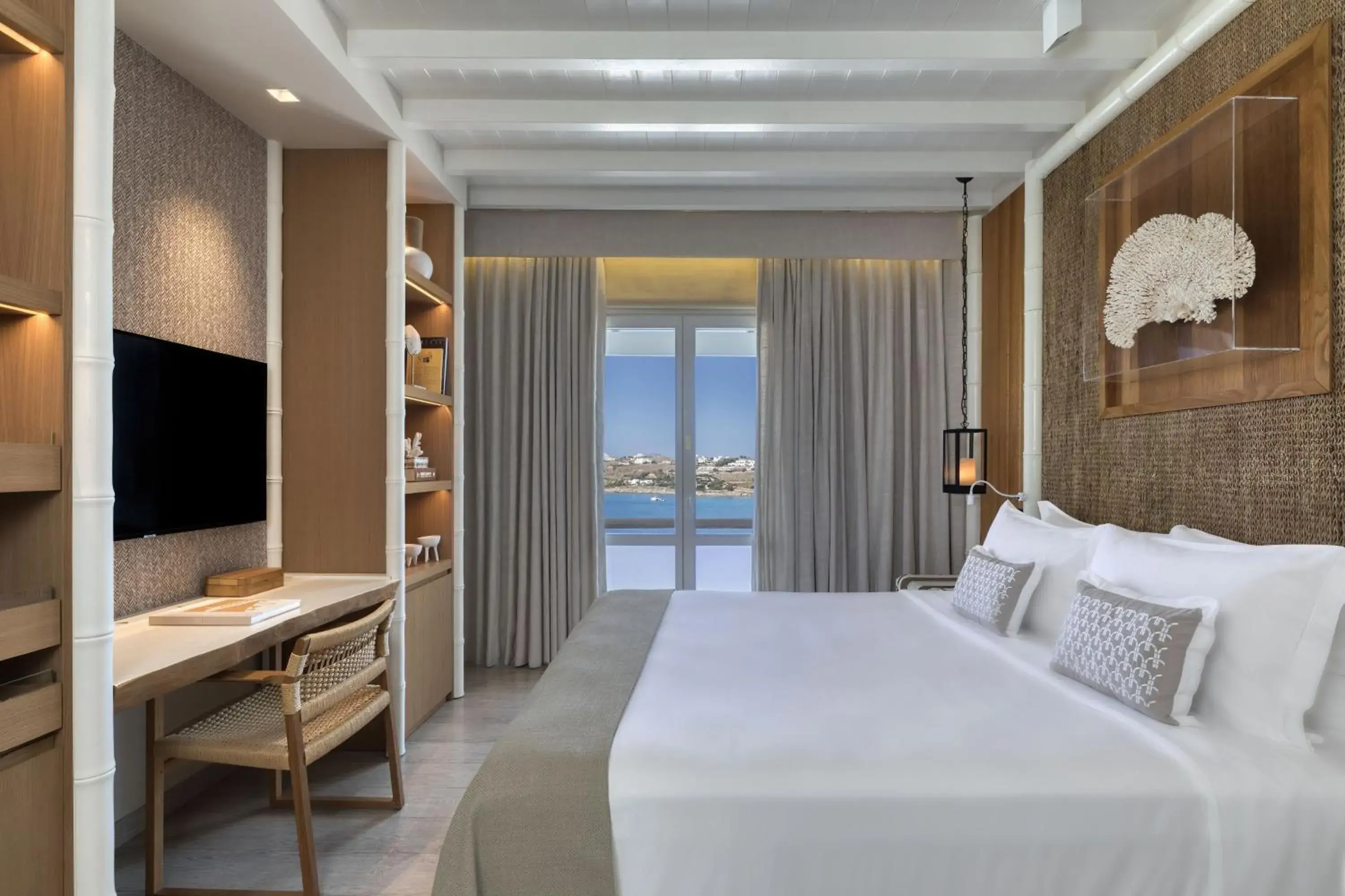 Photo of the whole room, Bed in Santa Marina, a Luxury Collection Resort, Mykonos