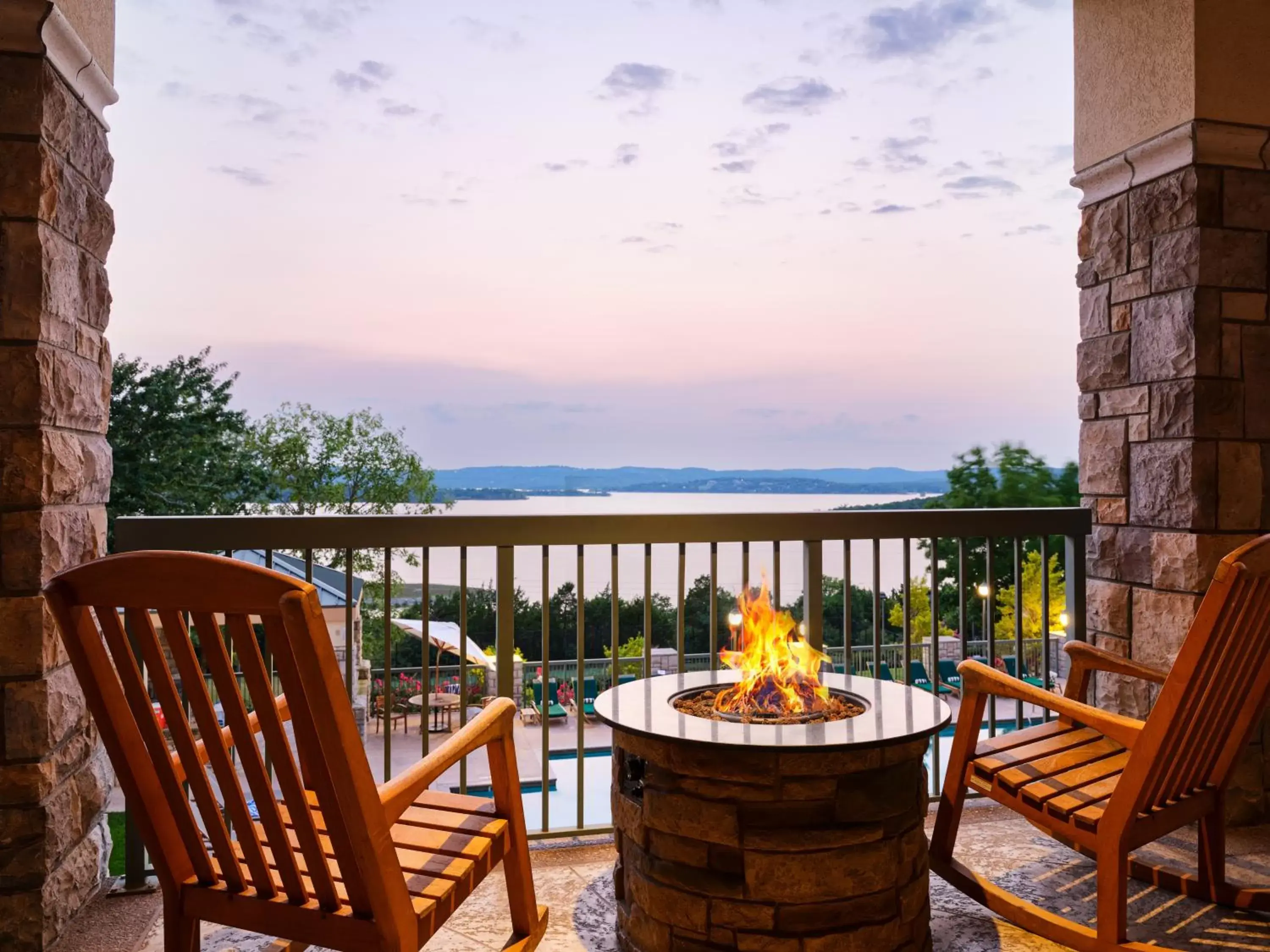 Patio in Chateau on the Lake Resort Spa and Convention Center