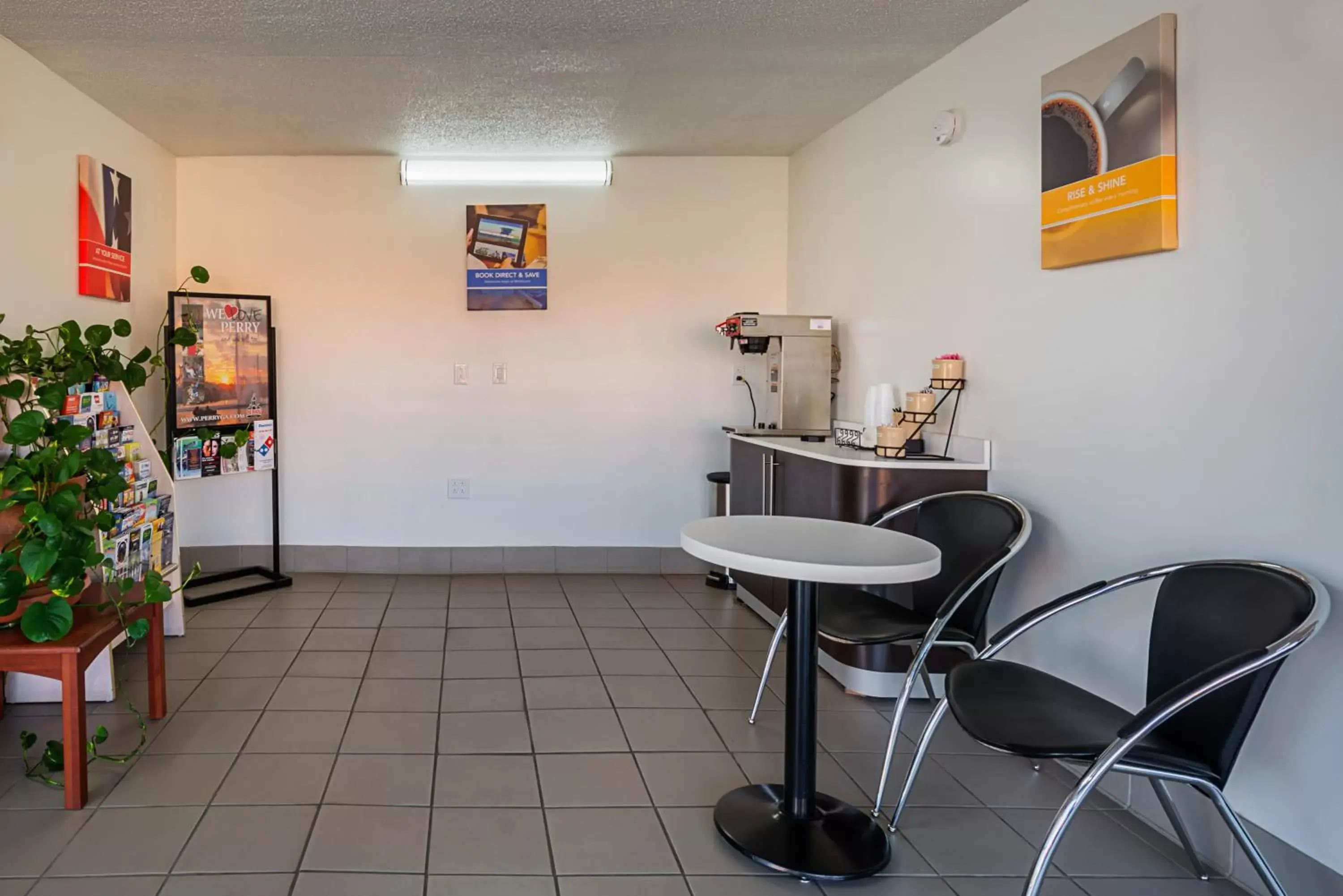 Lobby or reception in Motel 6-Perry, GA