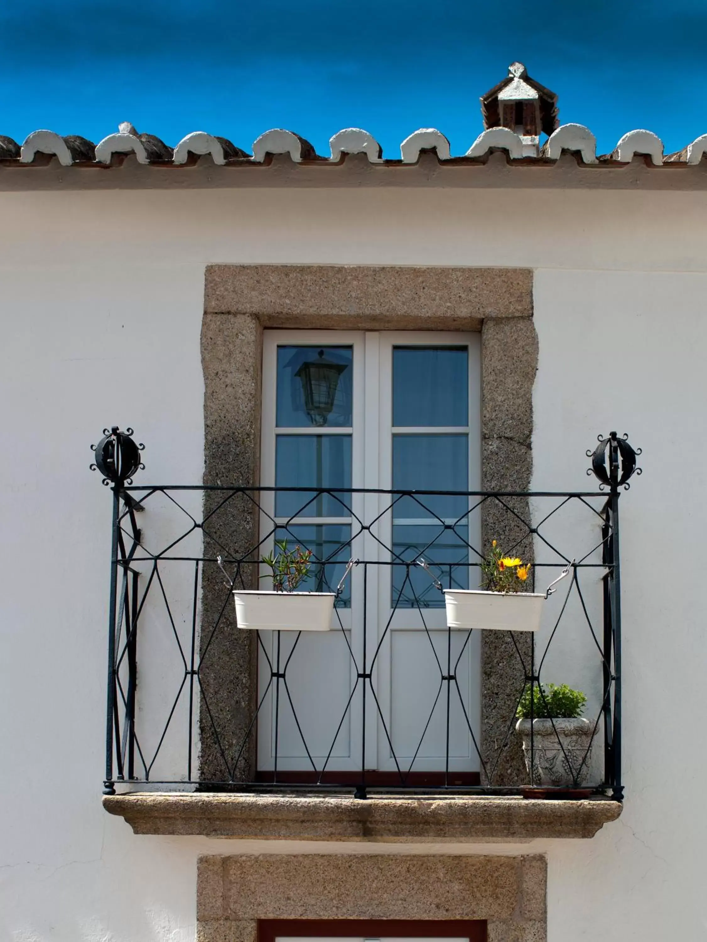 Facade/entrance, Balcony/Terrace in Dom Dinis Marvão