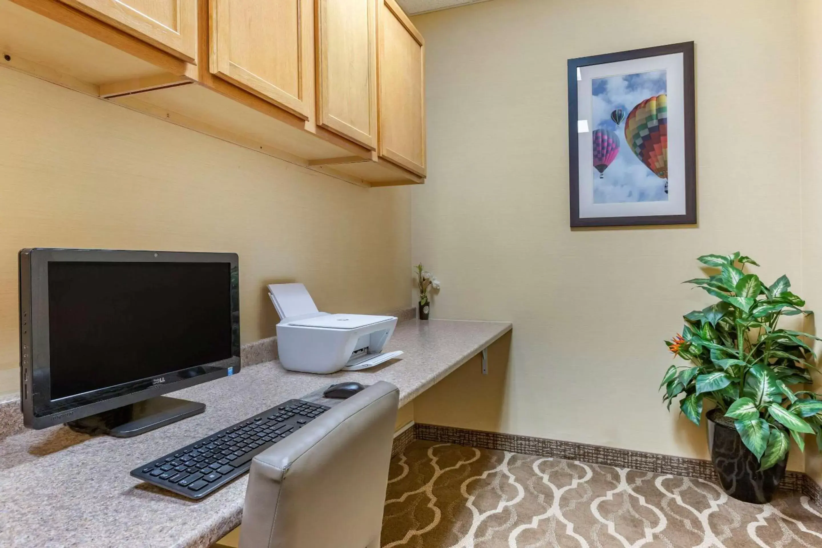 Business facilities, TV/Entertainment Center in Comfort Inn & Suites Socorro