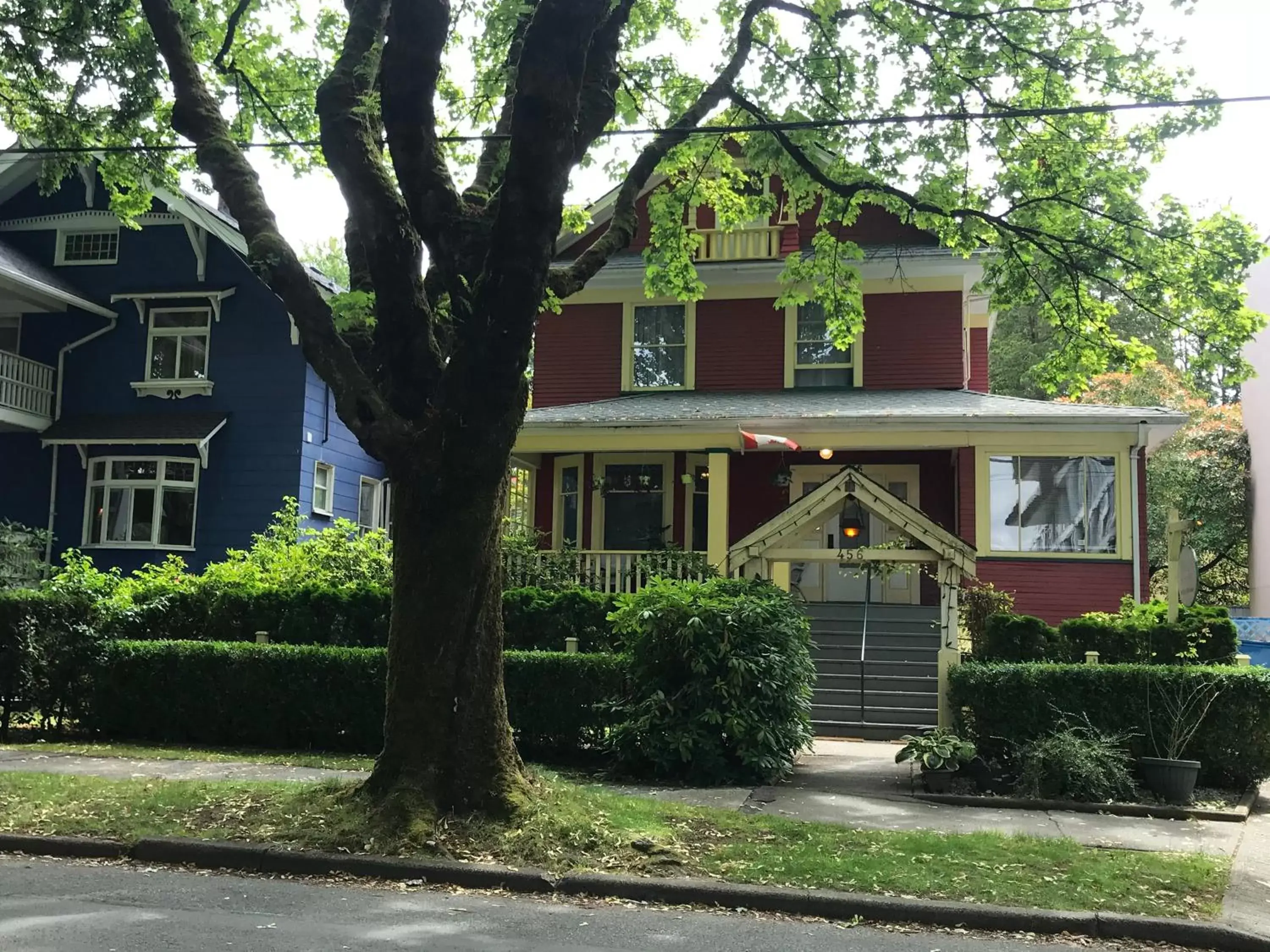 Property Building in Douglas Guest House