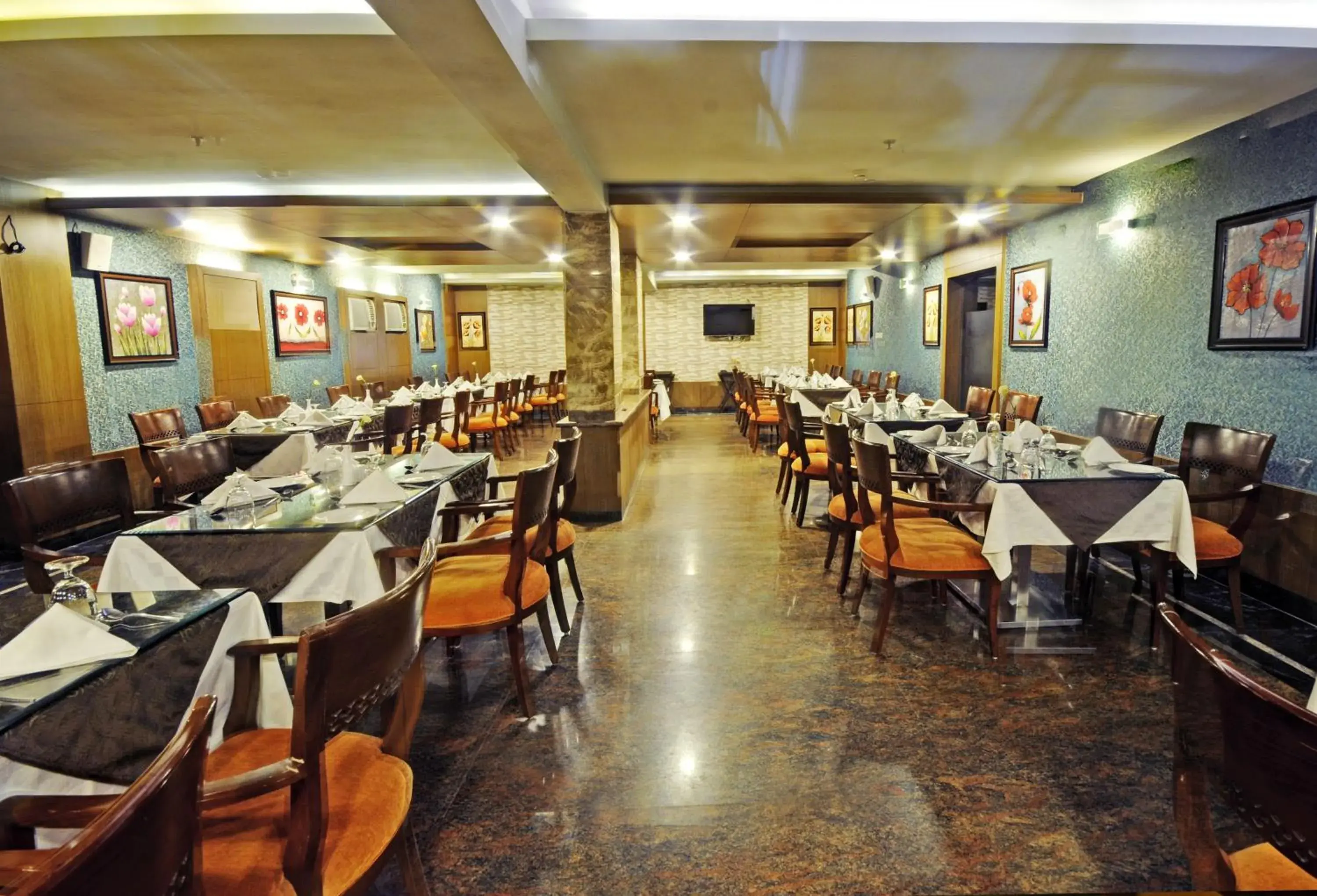 Breakfast, Restaurant/Places to Eat in Pride Ananya Resort Puri