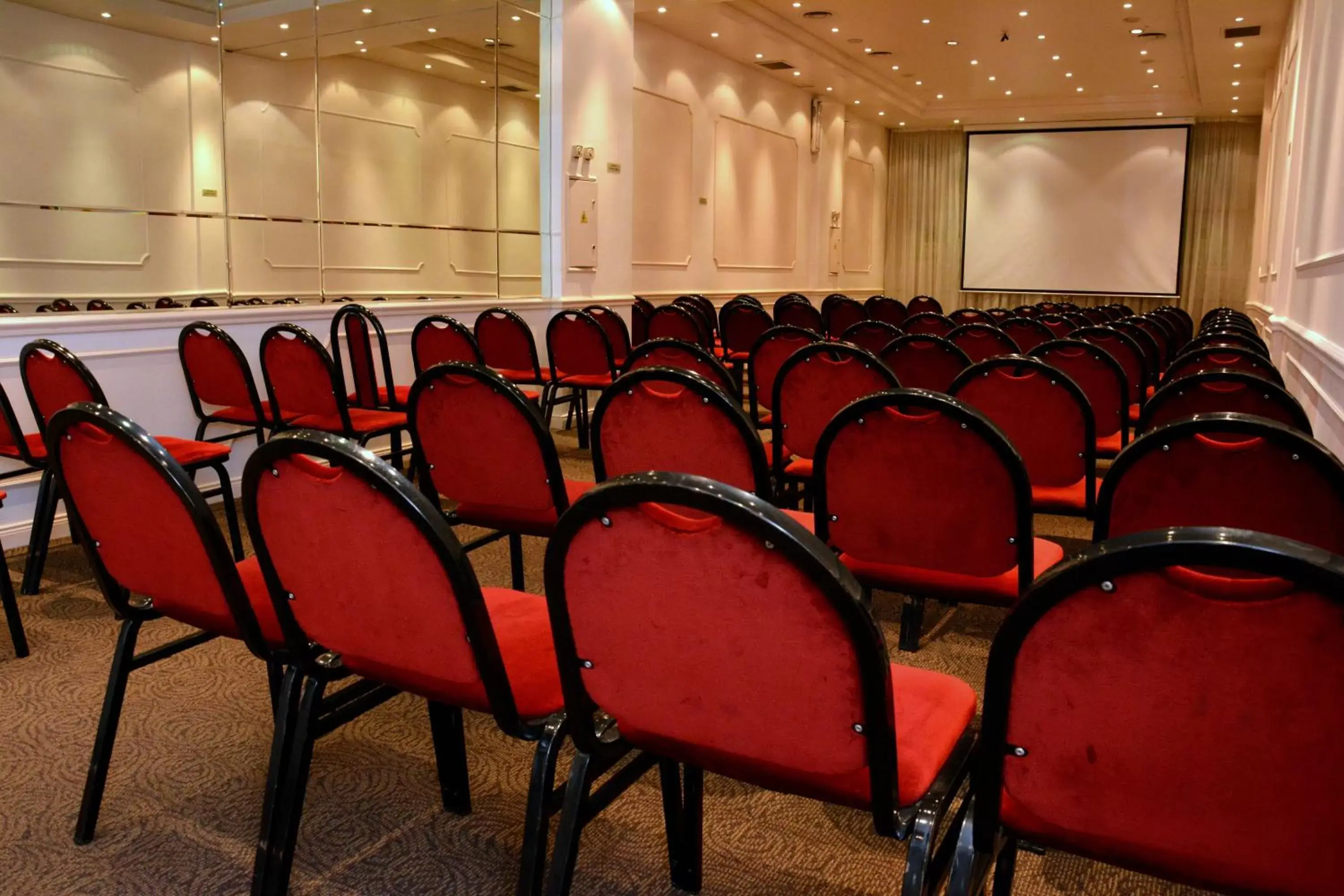 Business facilities in Centuria Hotel Buenos Aires