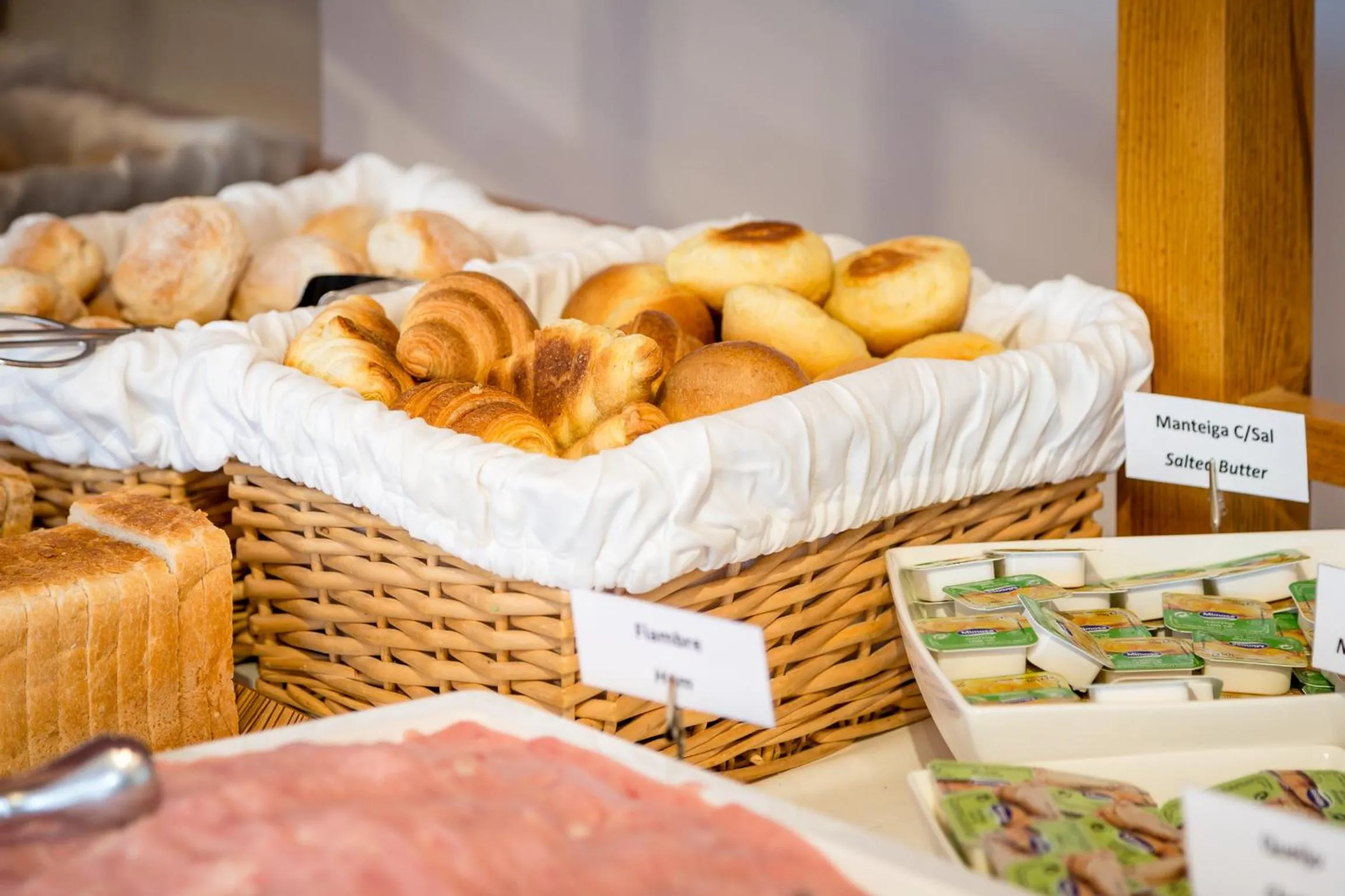 Breakfast in Apartamentos Turisticos Pinhal Da Marina