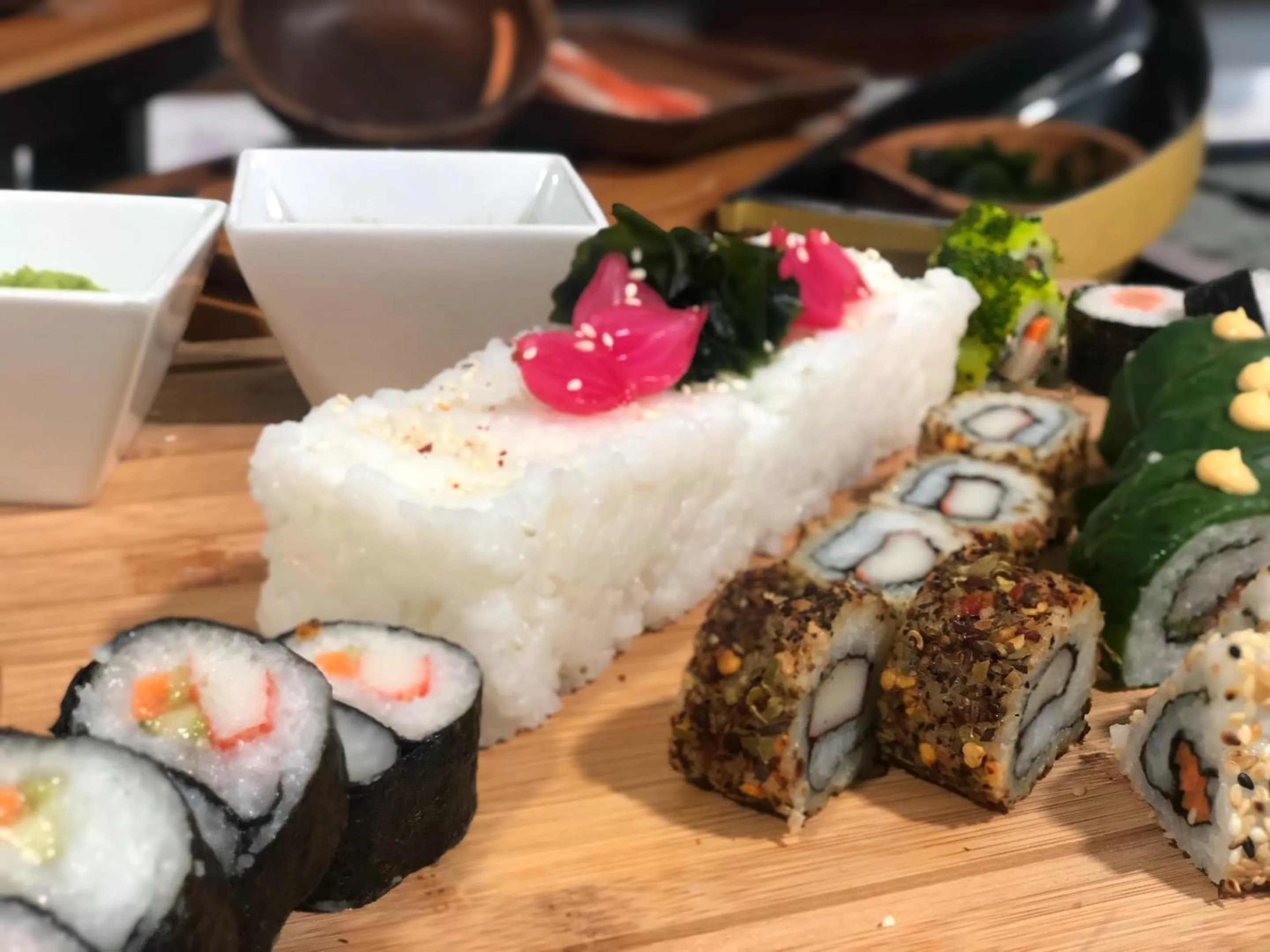 Restaurant/places to eat in Crowne Plaza Sohar by IHG