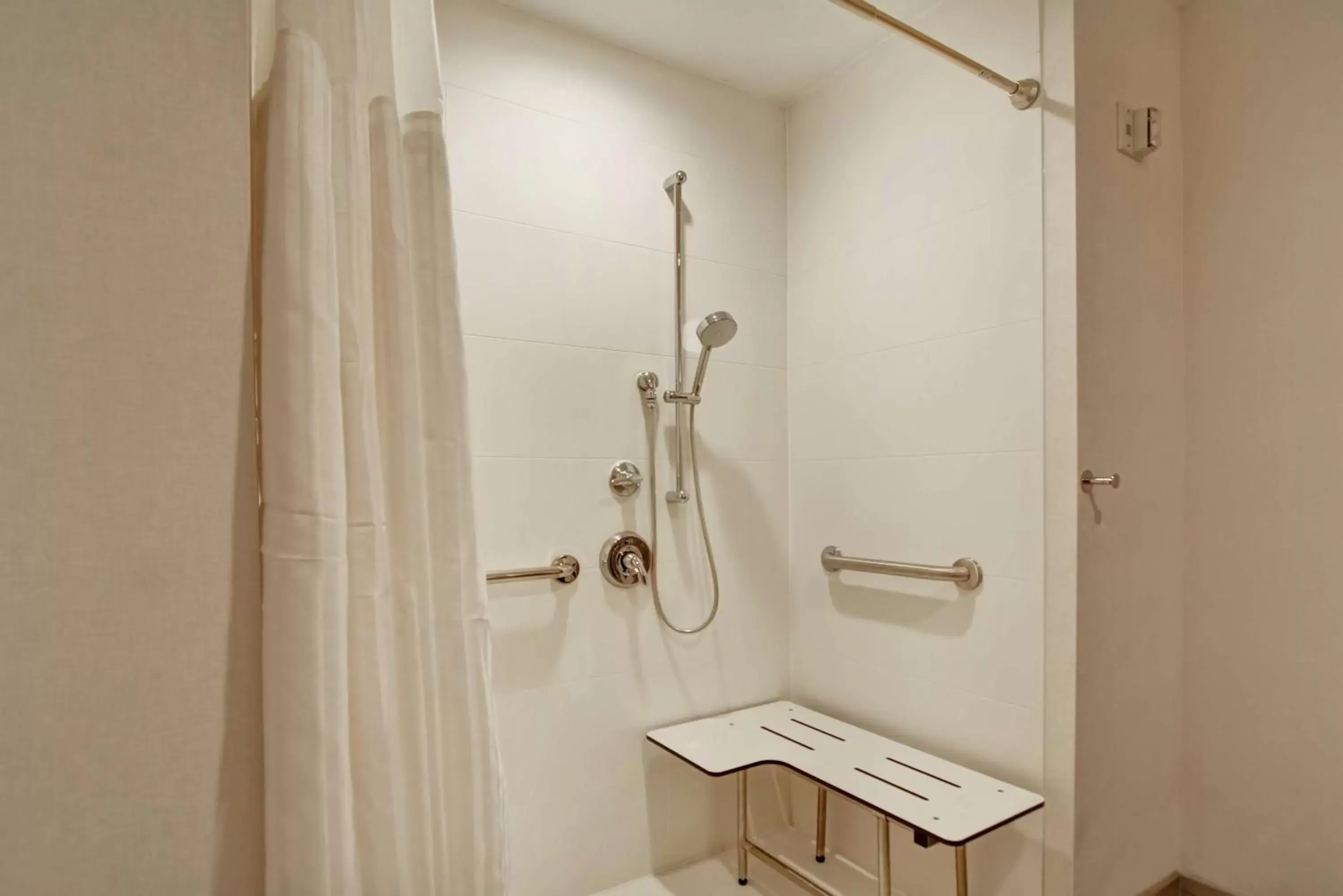 Bathroom in Hilton Garden Inn Princeton Lawrenceville