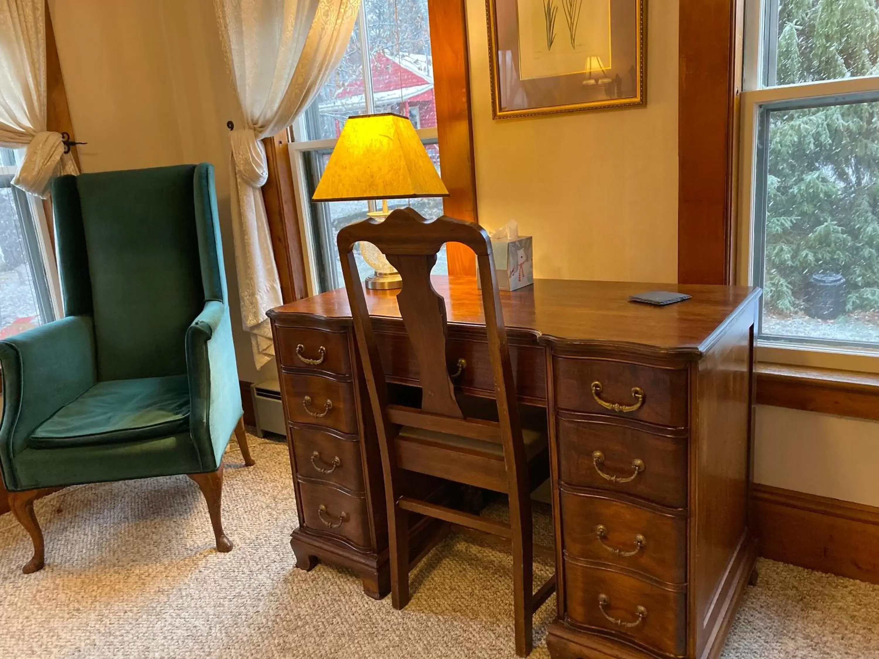 Decorative detail in Follansbee Inn