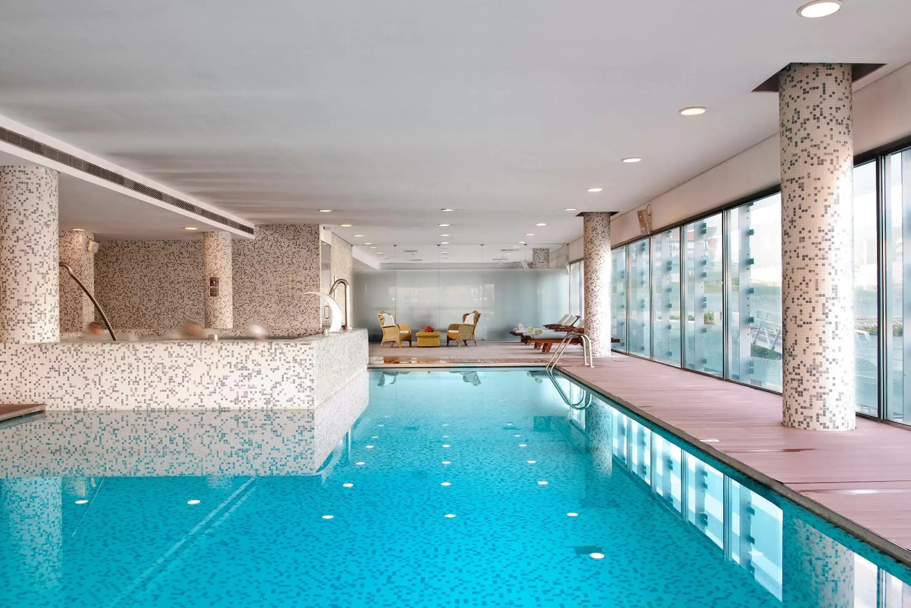 Swimming pool in Melia Ria Hotel & Spa