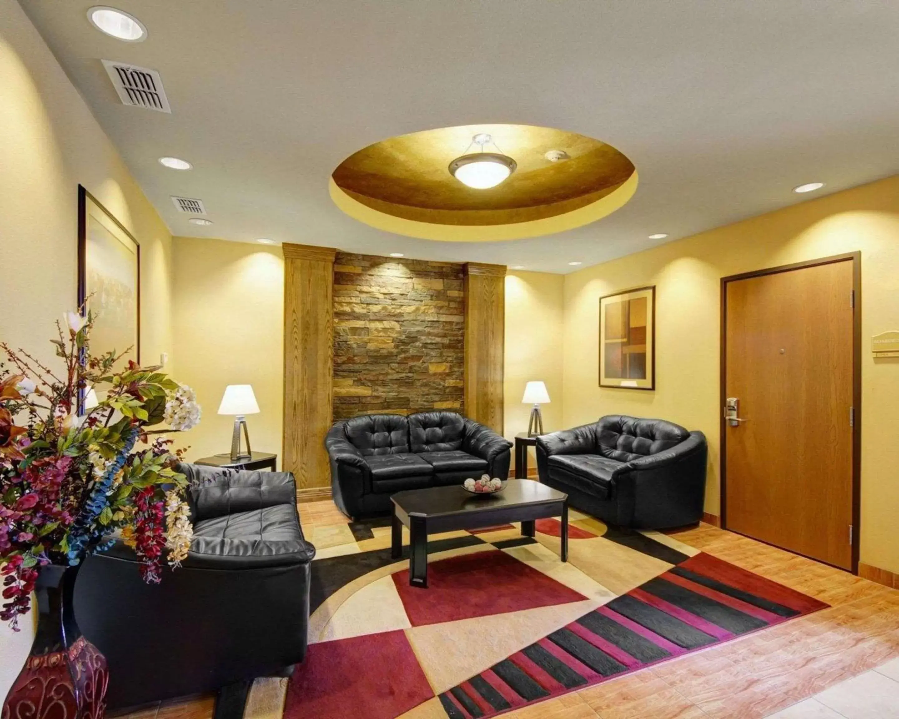 Lobby or reception, Seating Area in Comfort Inn & Suites Donna near I-2
